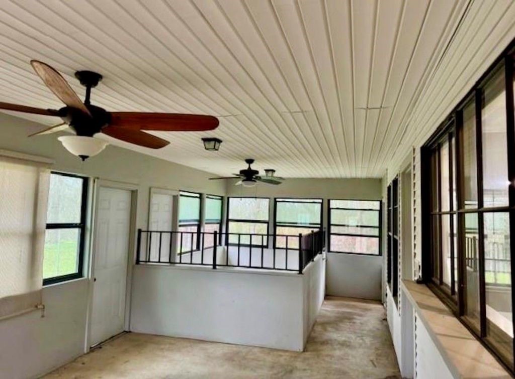 327 County Road 735 Property Photo 13