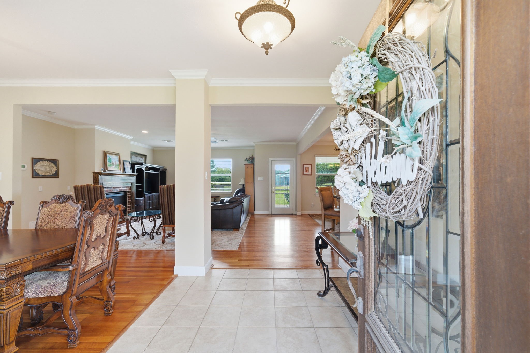 4304 Skinner Lane Property Photo 5