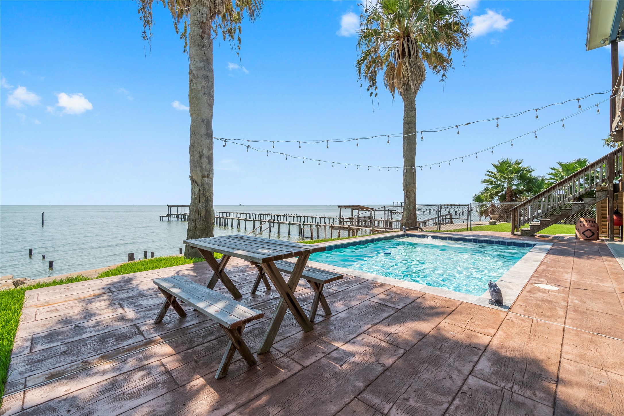 427 2nd Street Property Photo 8