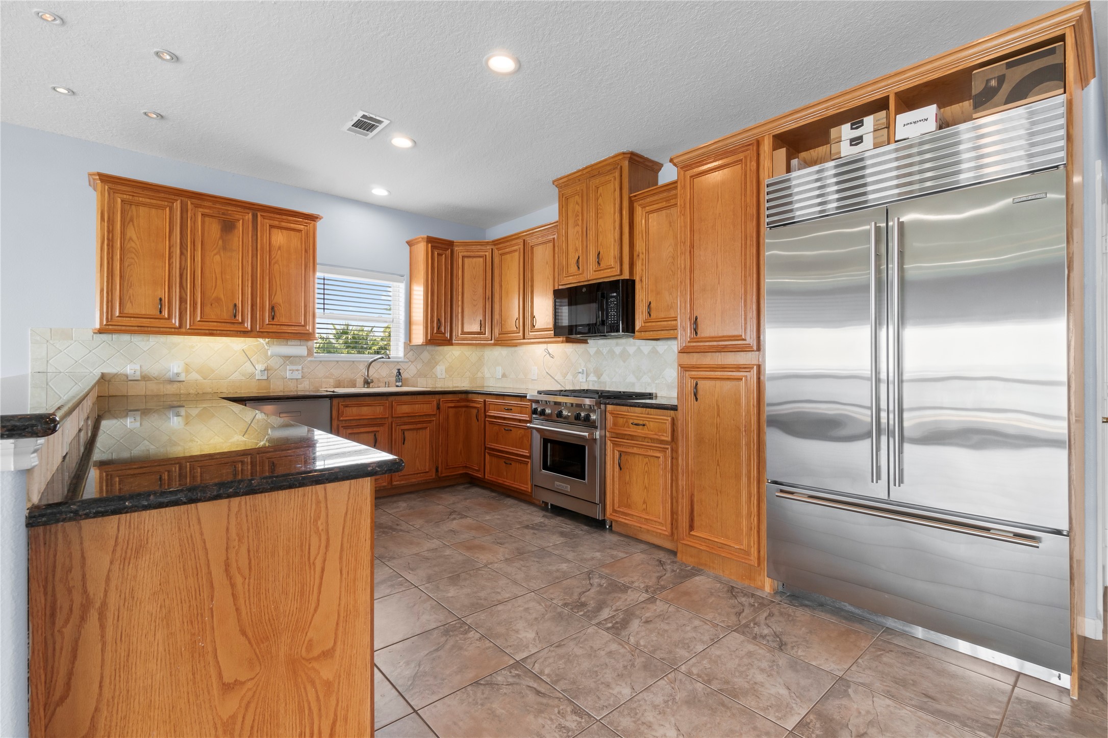 427 2nd Street Property Photo 16