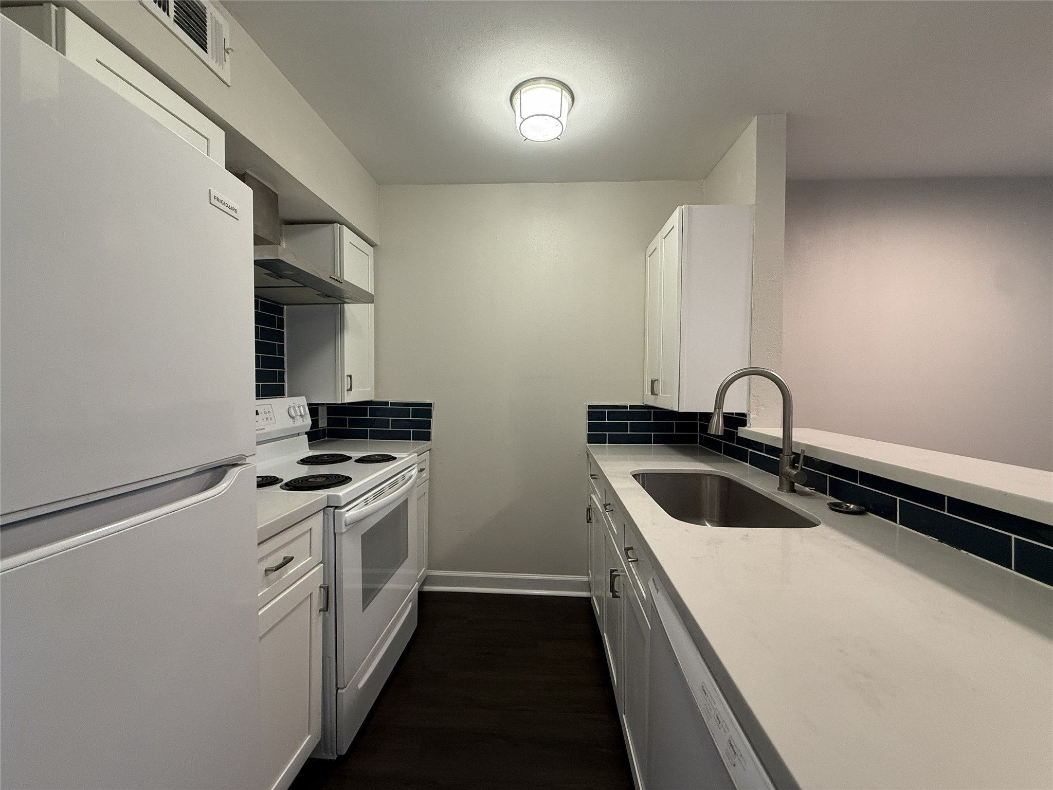 1824 Thonig Road 10 Property Photo 6