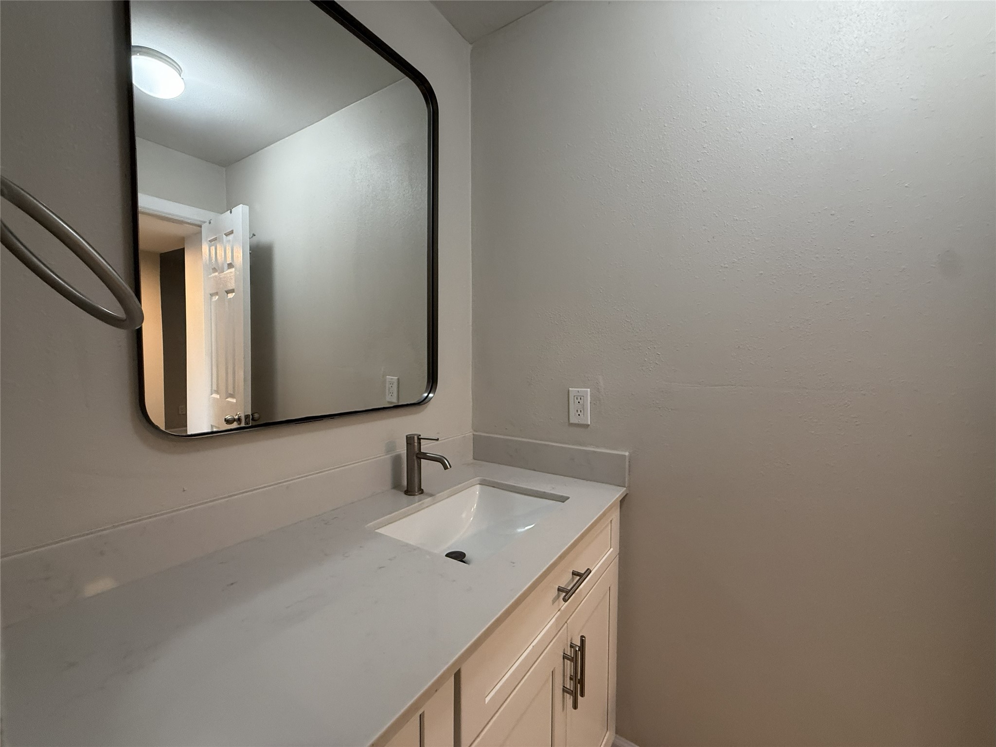 1824 Thonig Road 10 Property Photo 16