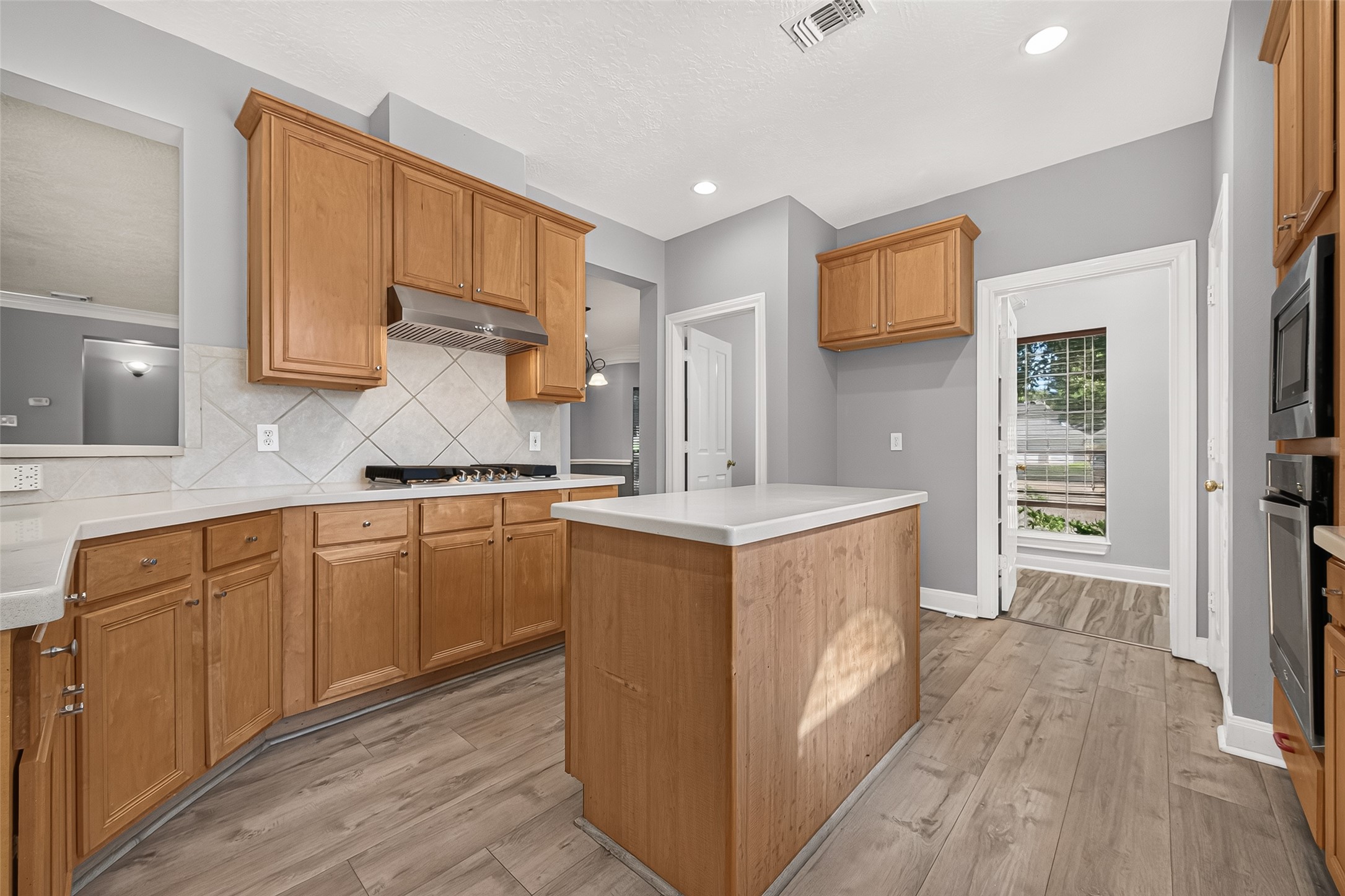 6514 Canyon Pointe Lane Property Photo 17