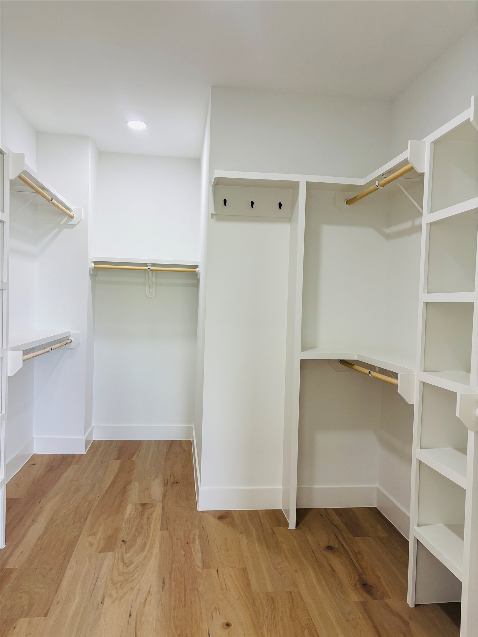 2010 Yates Street Property Photo 16
