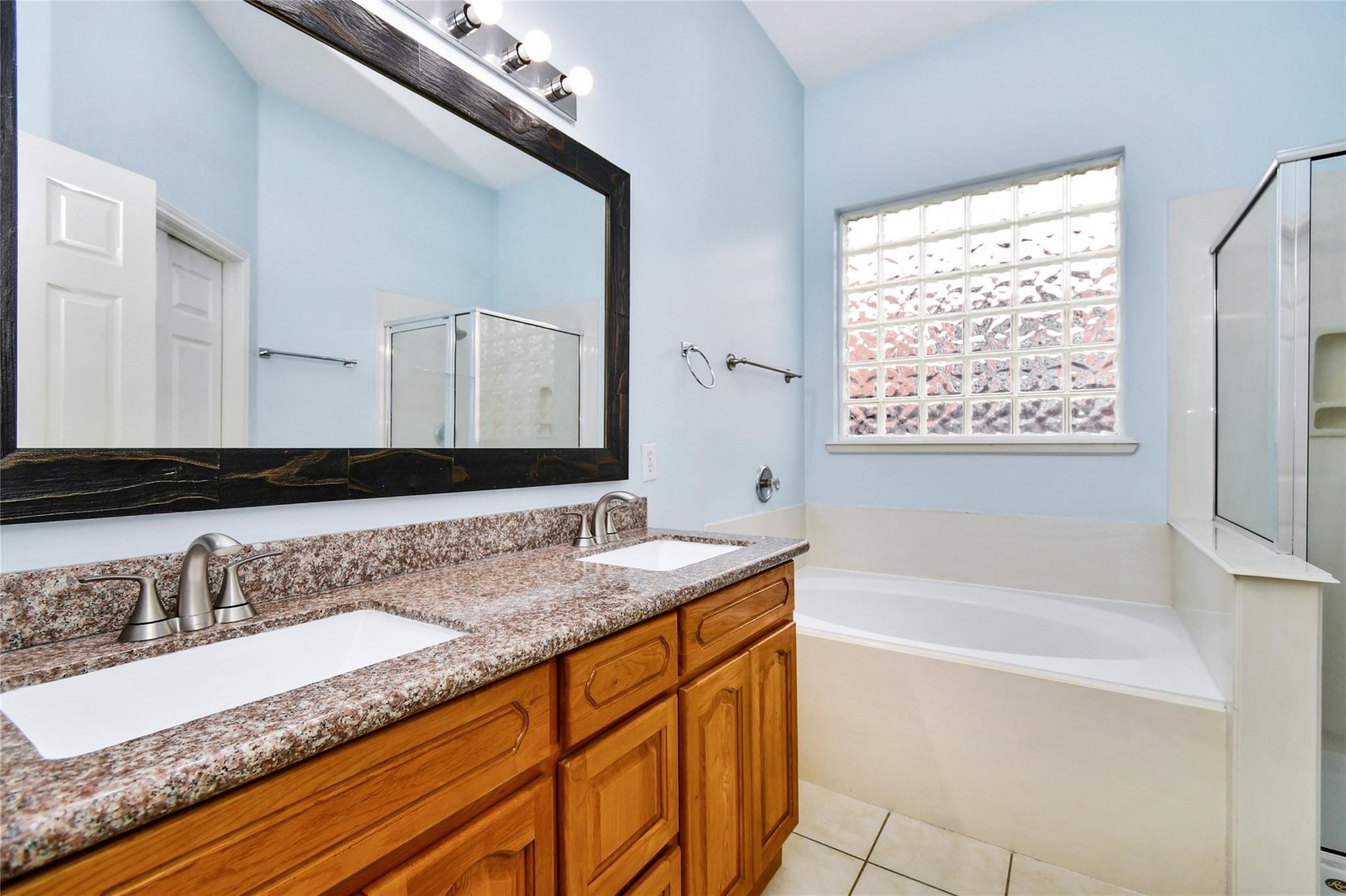 4118 Ferro Street Property Photo 14