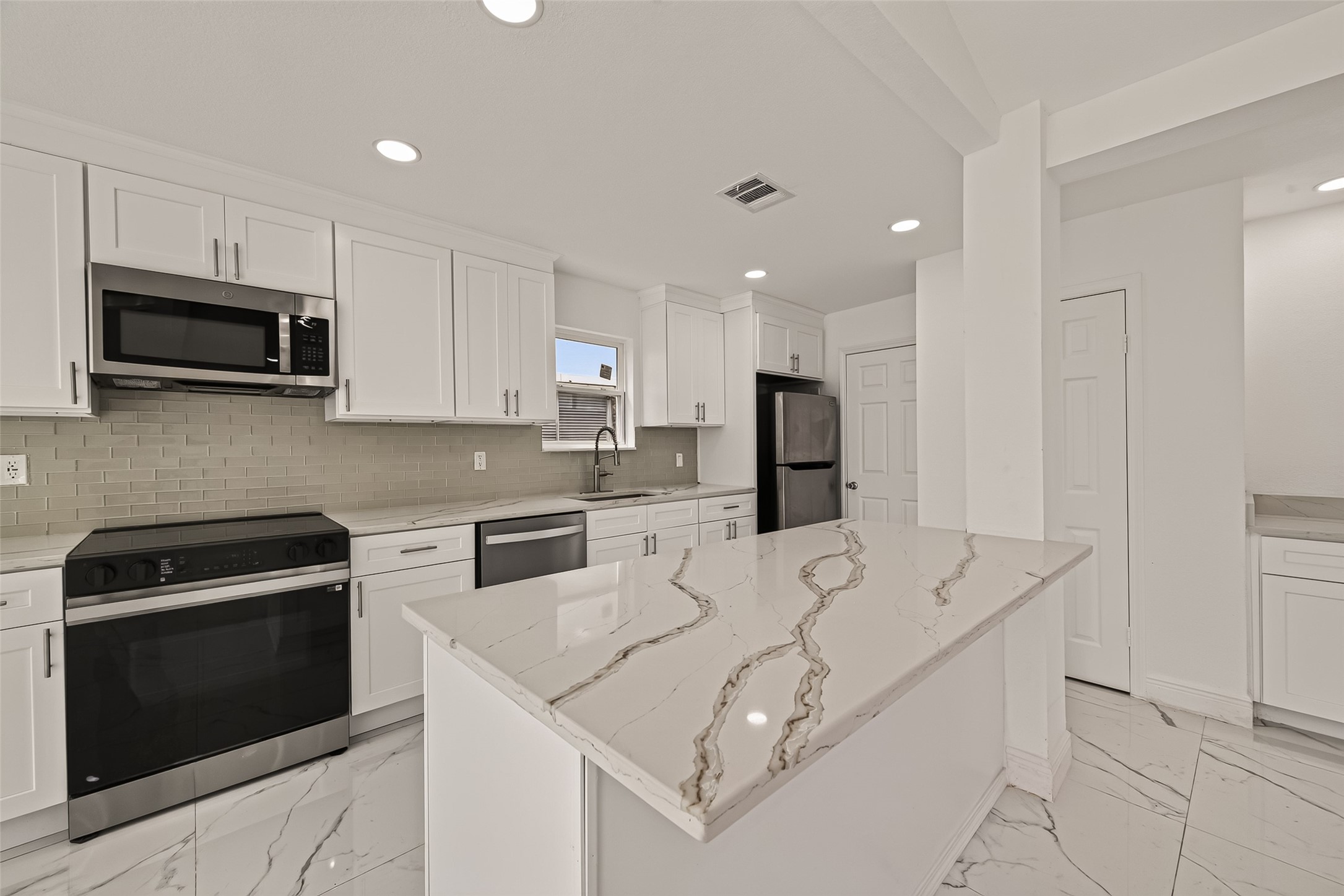 1811 Polley Court Property Photo 15