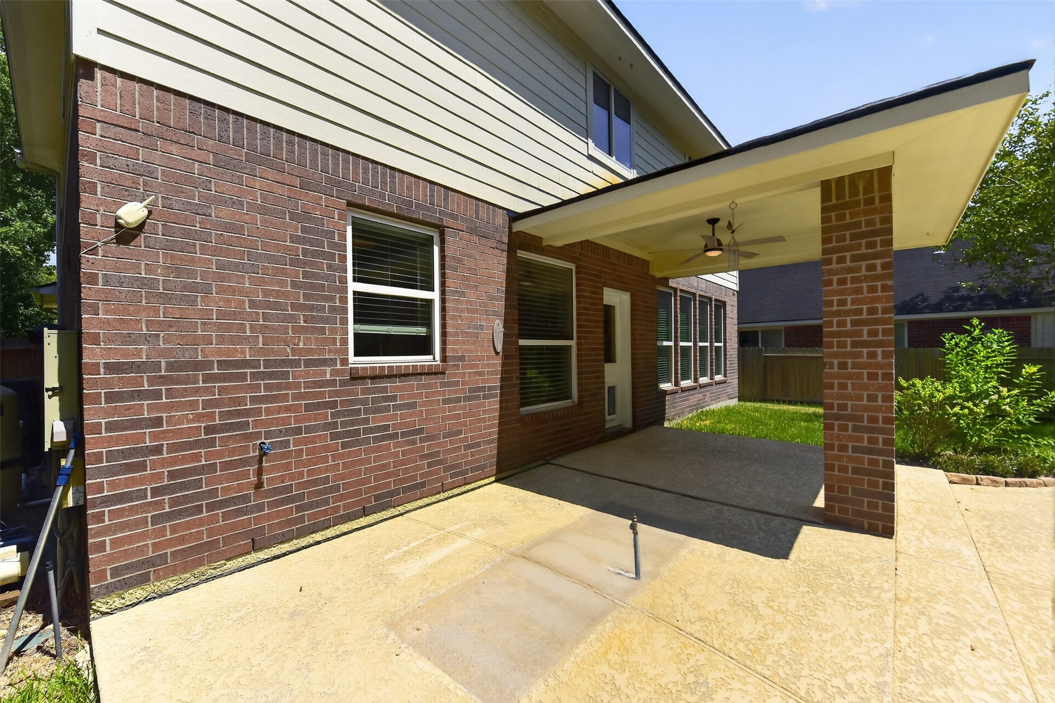 102 N Queenscliff Circle Property Photo 6