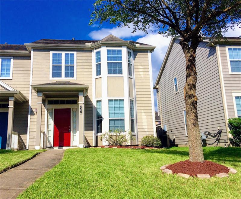 23826 Single Oak Street Property Photo 1