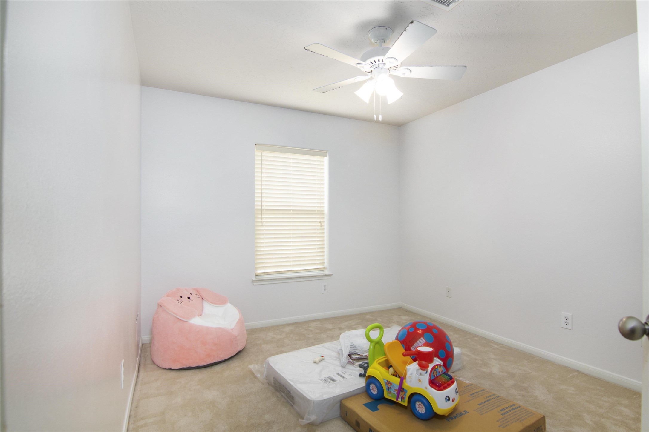 306 King William Drive Property Photo 8