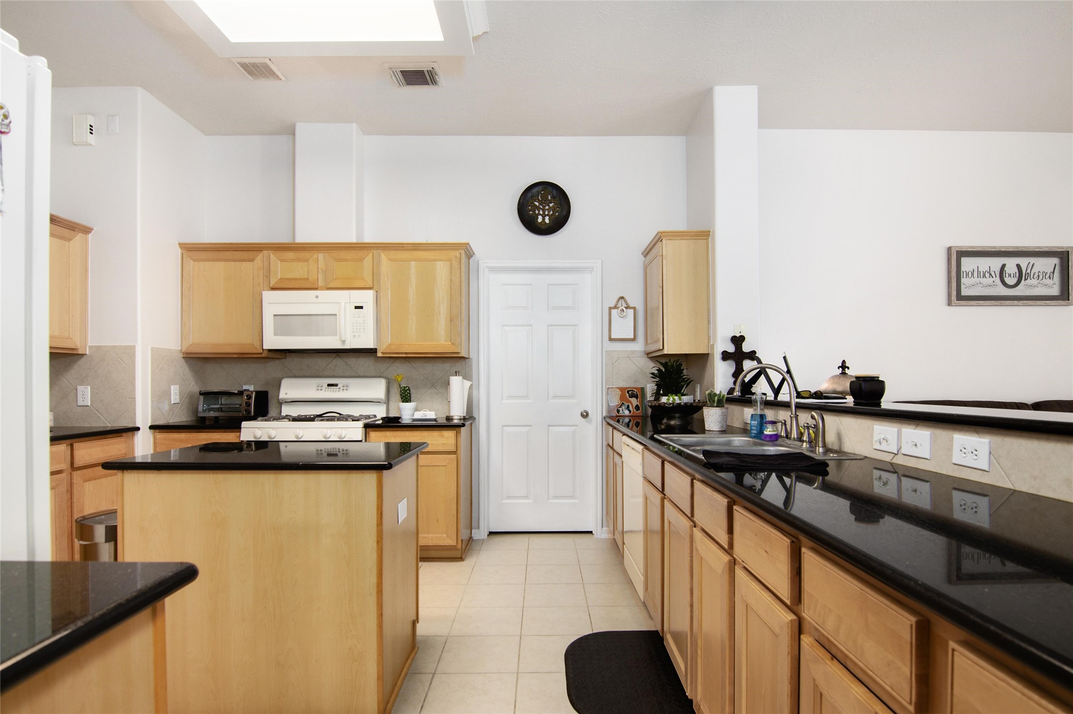 306 King William Drive Property Photo 13
