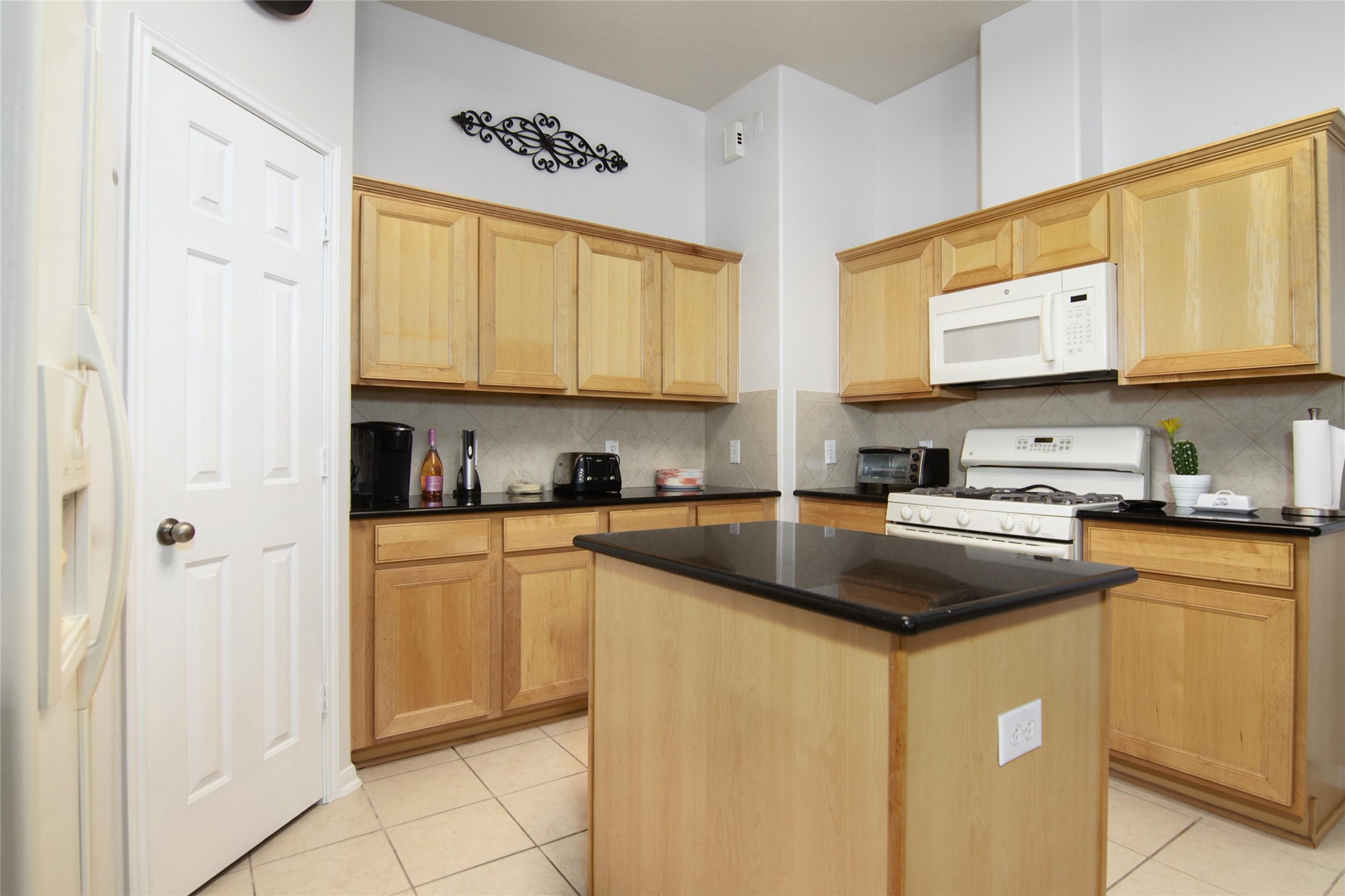 306 King William Drive Property Photo 15
