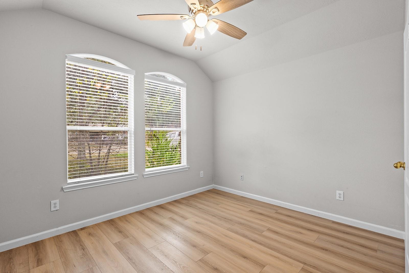 25910 N Lakefair Dr Drive Property Photo 11