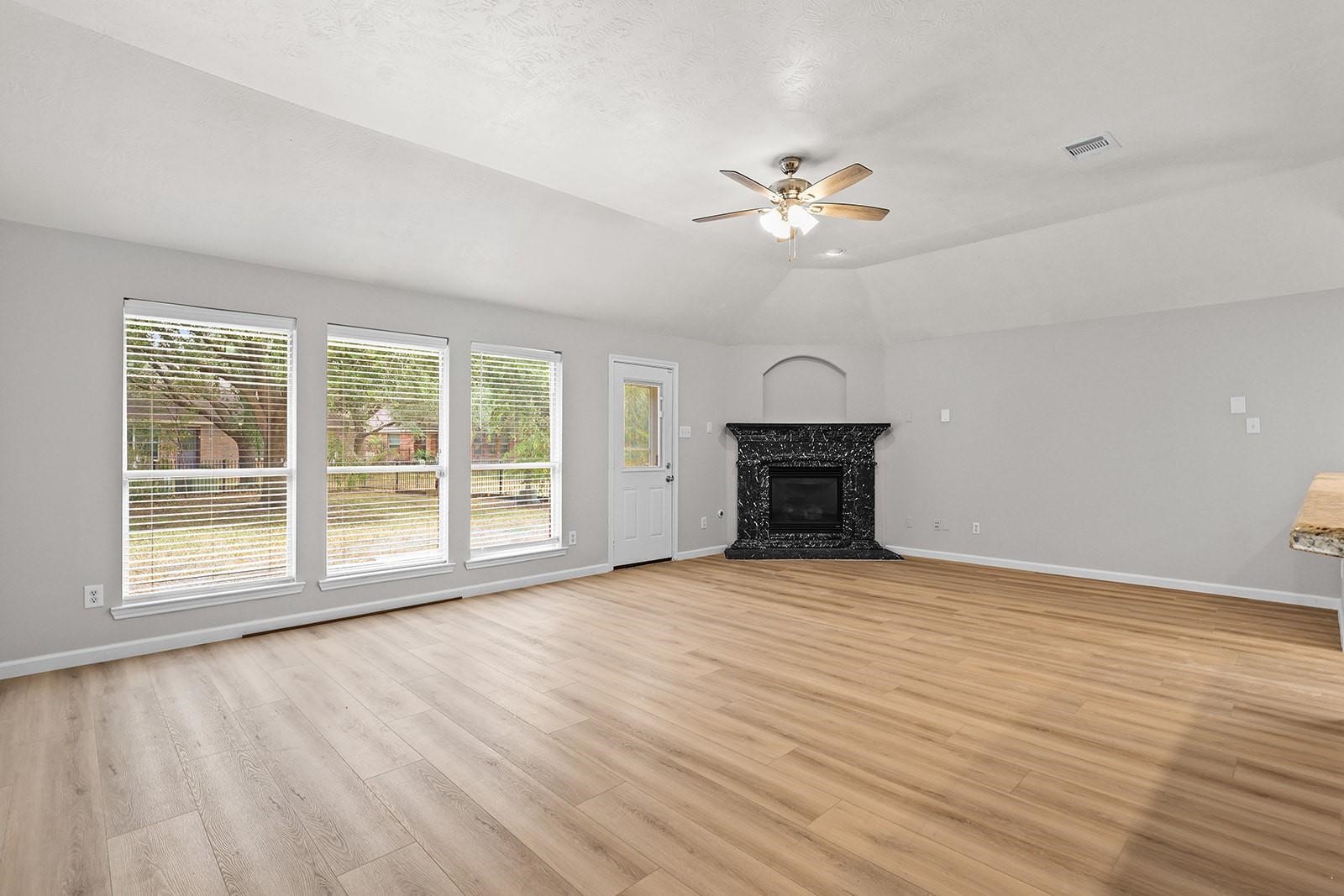 25910 N Lakefair Dr Drive Property Photo 22