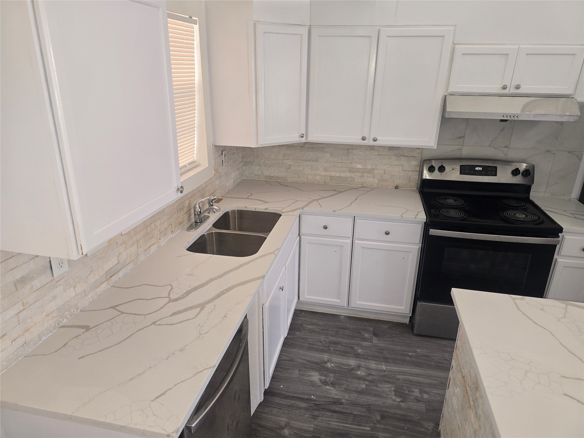 2509 Morningside Lane Property Photo 11