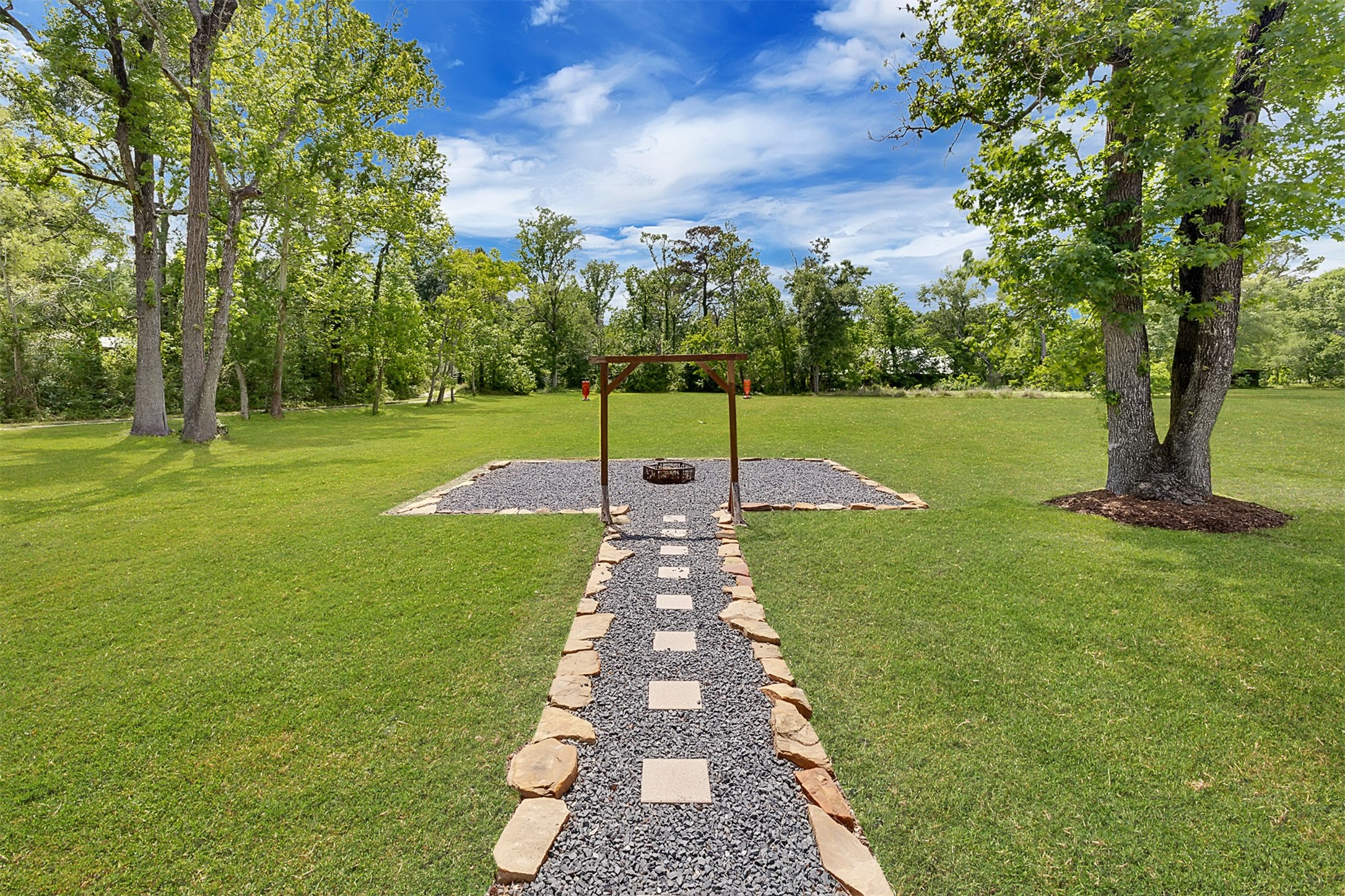 10792 Stidham Road Property Photo 6