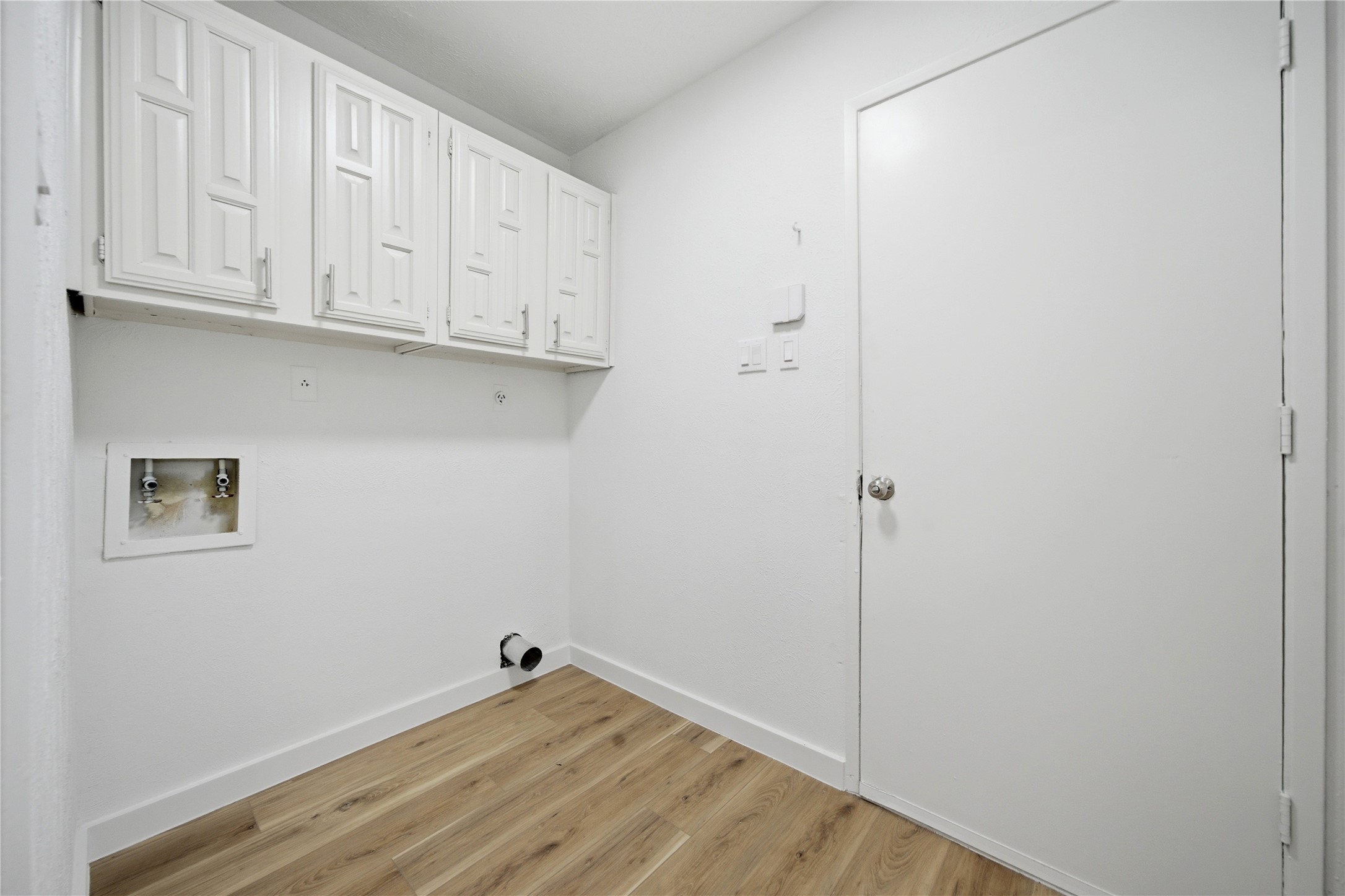 2126 Quail Valley East Drive Property Photo 22