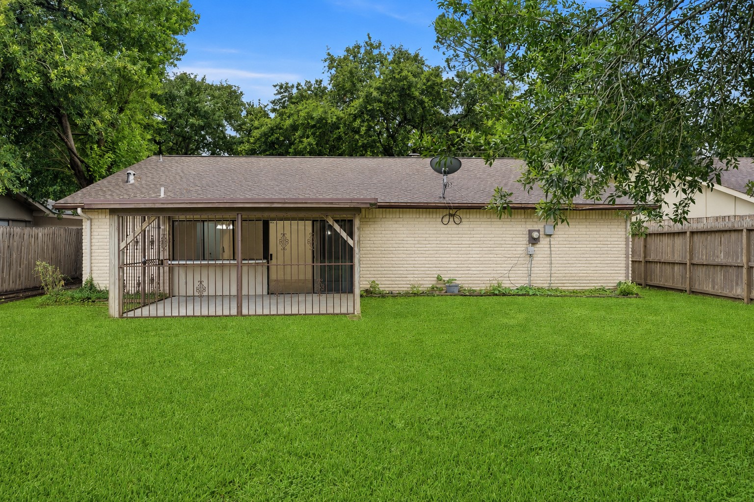 2126 Quail Valley East Drive Property Photo 33