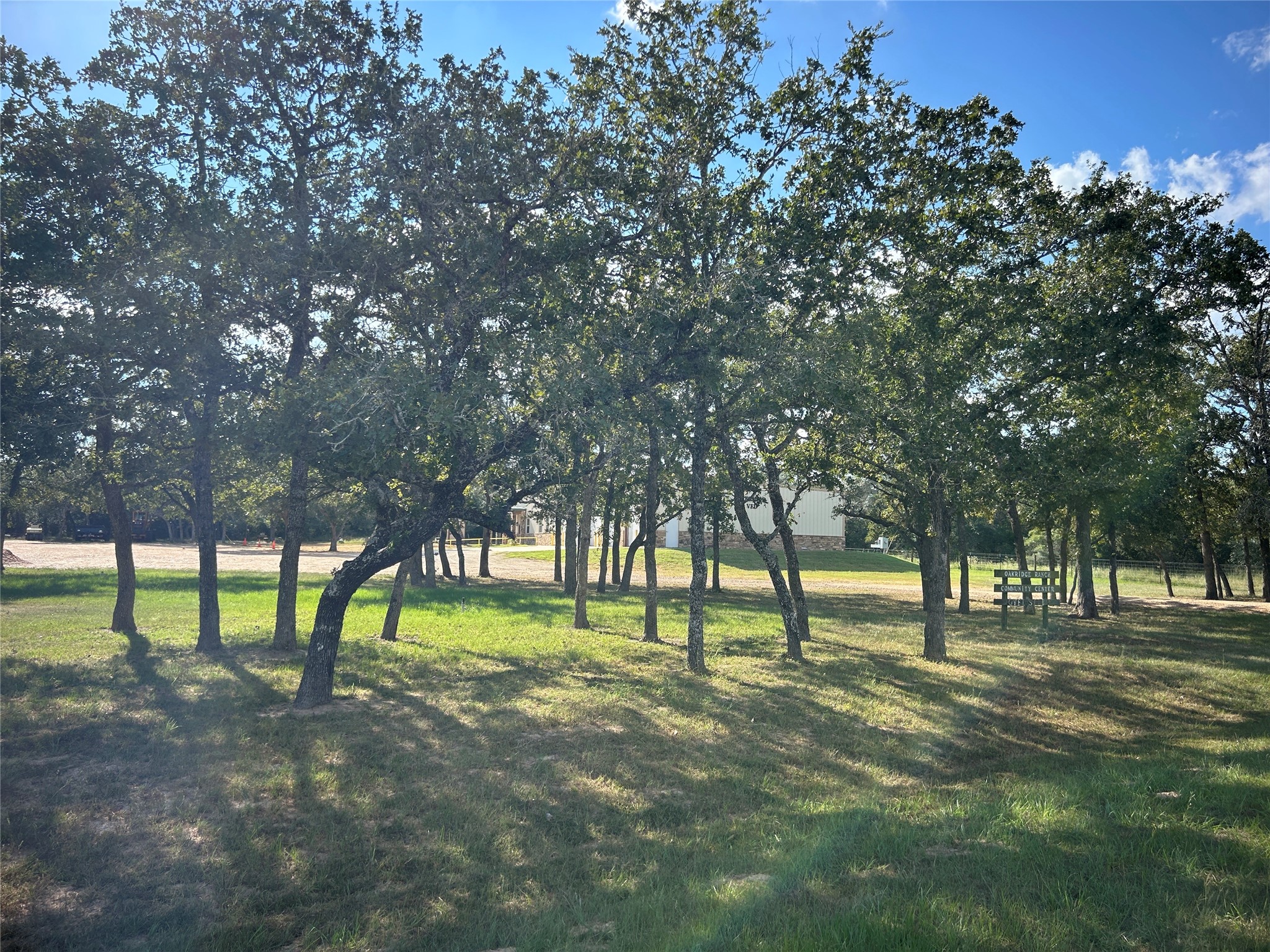 00 Red Oak Court Property Photo 25