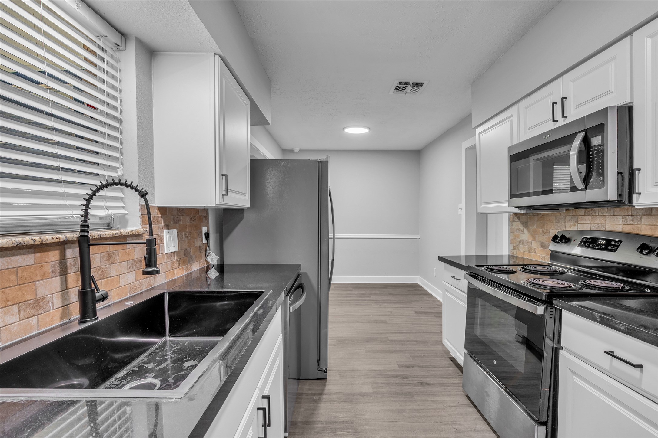12331 Flushing Meadows Drive Property Photo 16