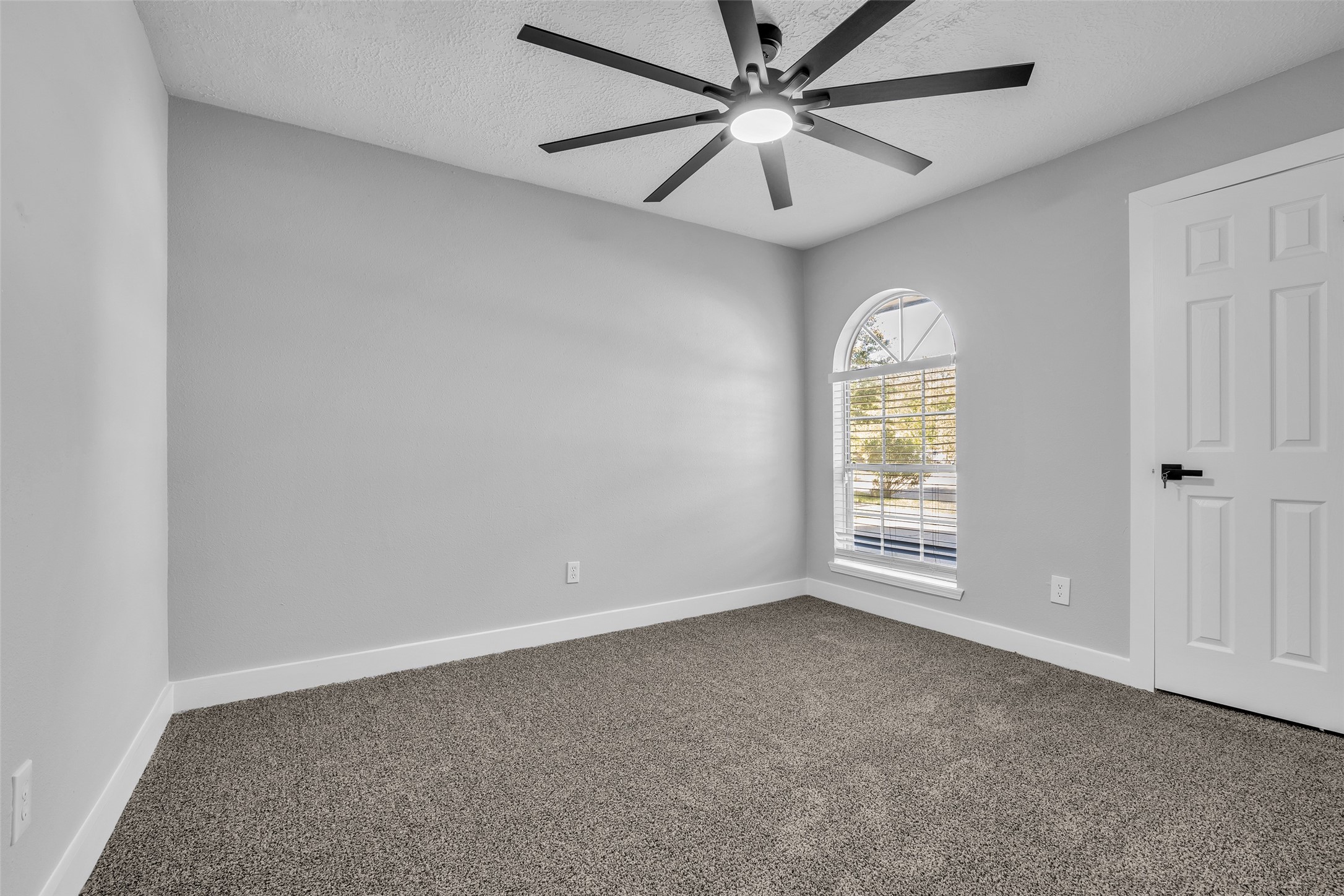 12331 Flushing Meadows Drive Property Photo 20