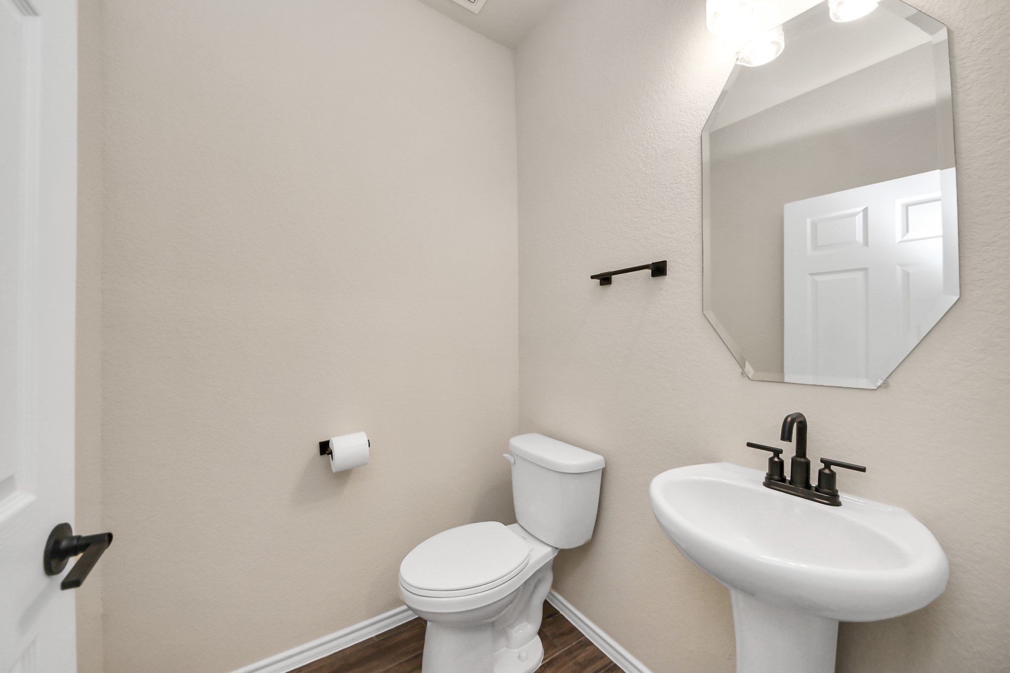 10325 Harmon Smith Drive Property Photo 20