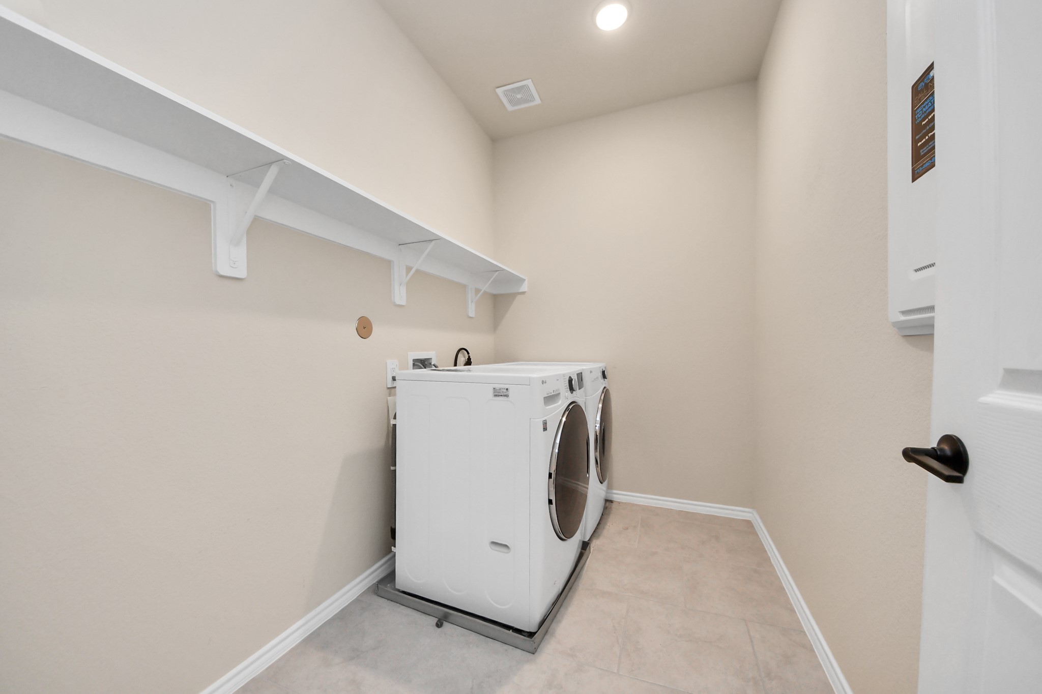 10325 Harmon Smith Drive Property Photo 23