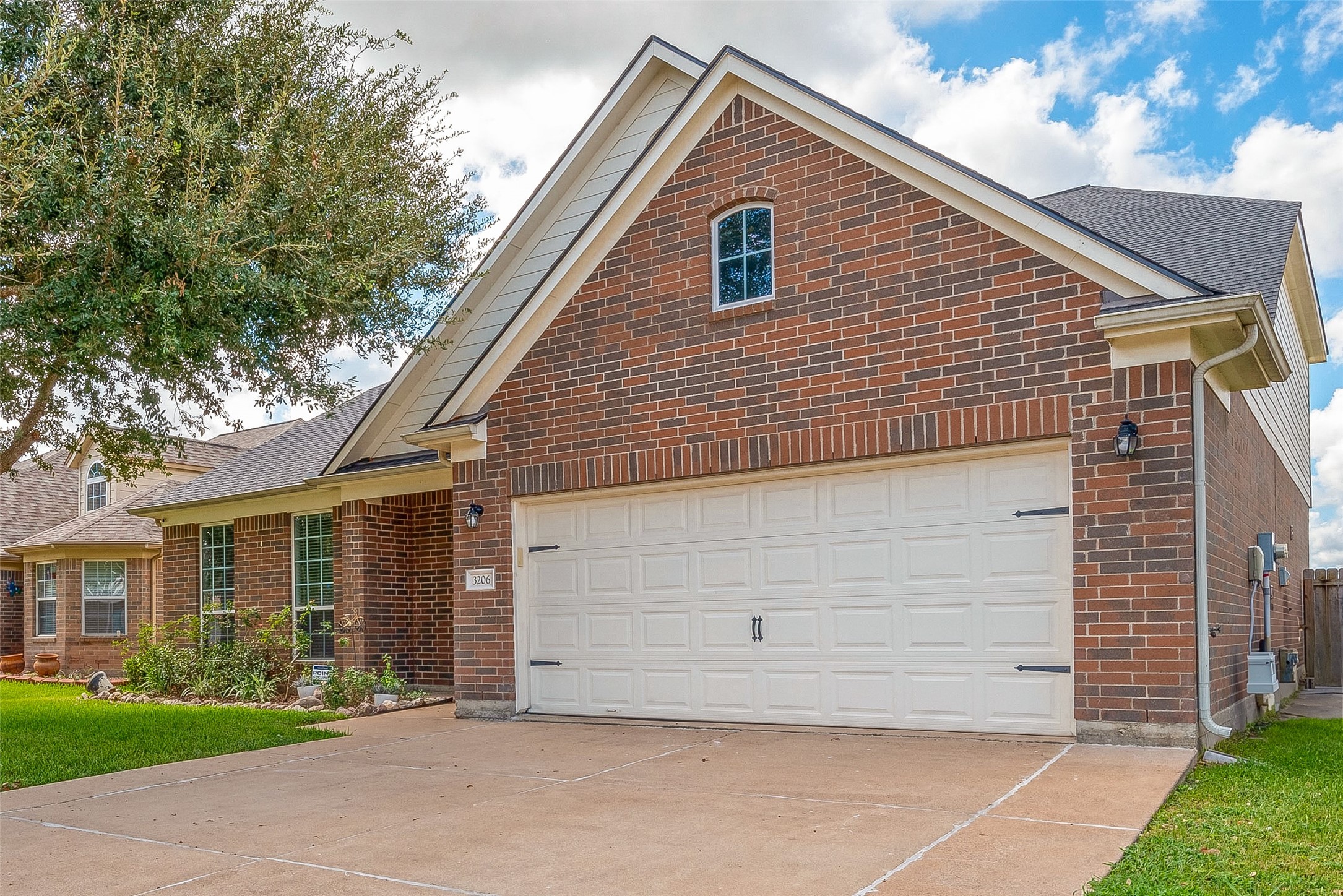 3206 Fern Brook Lane Property Photo