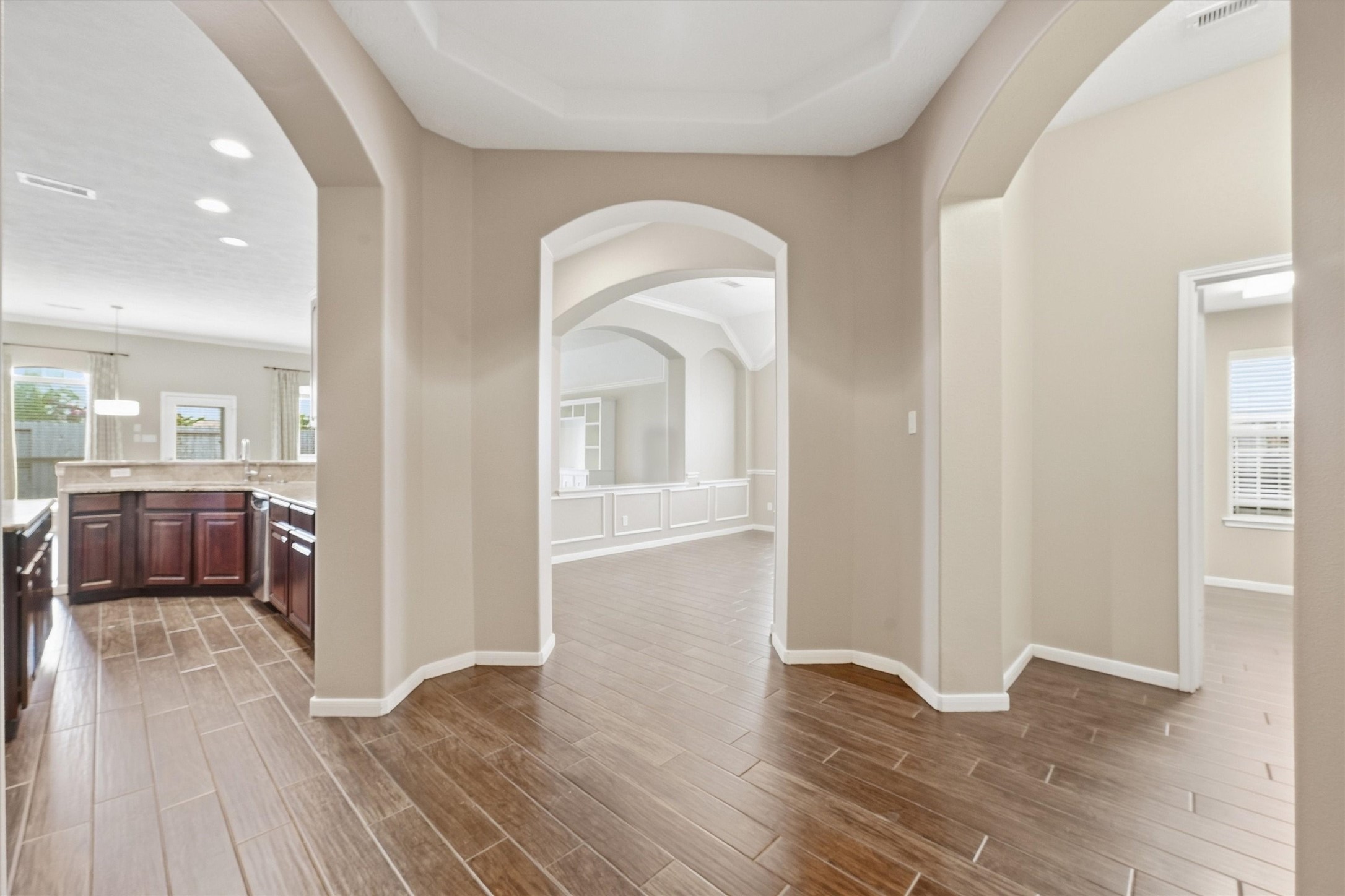 5310 Alderfield Manor Lane Property Photo 6