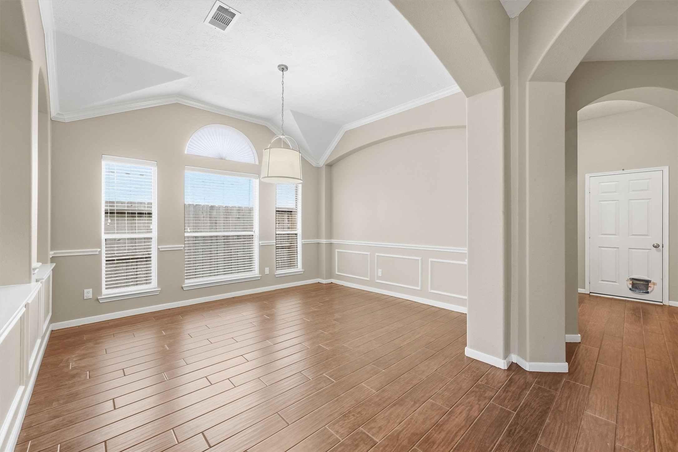 5310 Alderfield Manor Lane Property Photo 9