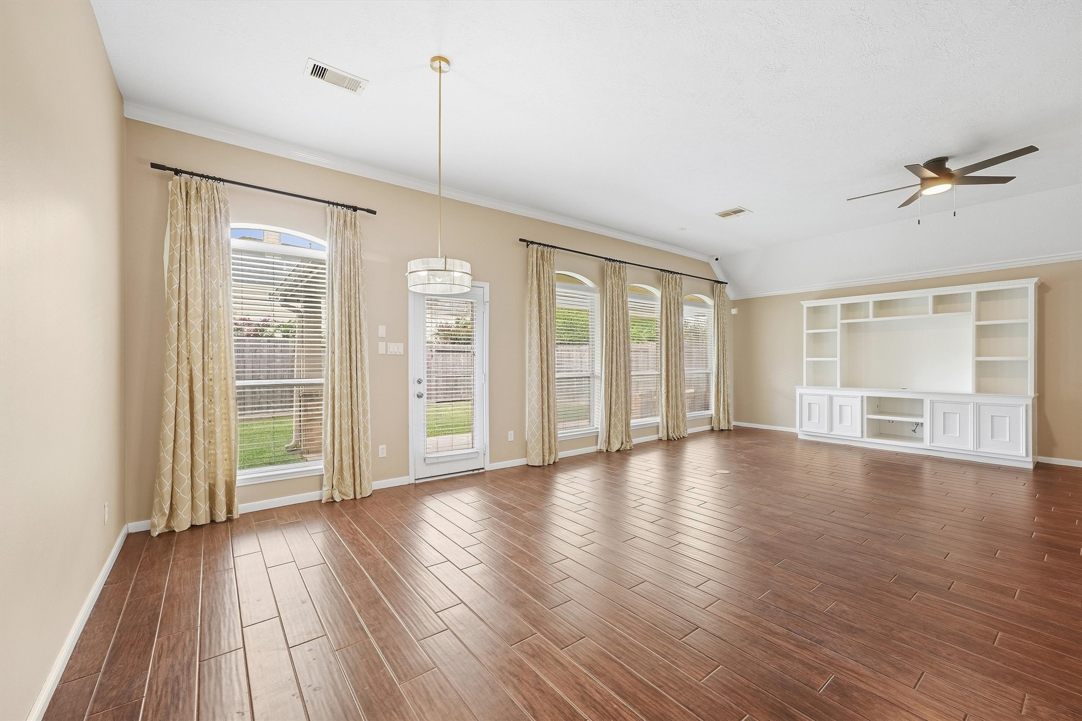 5310 Alderfield Manor Lane Property Photo 10