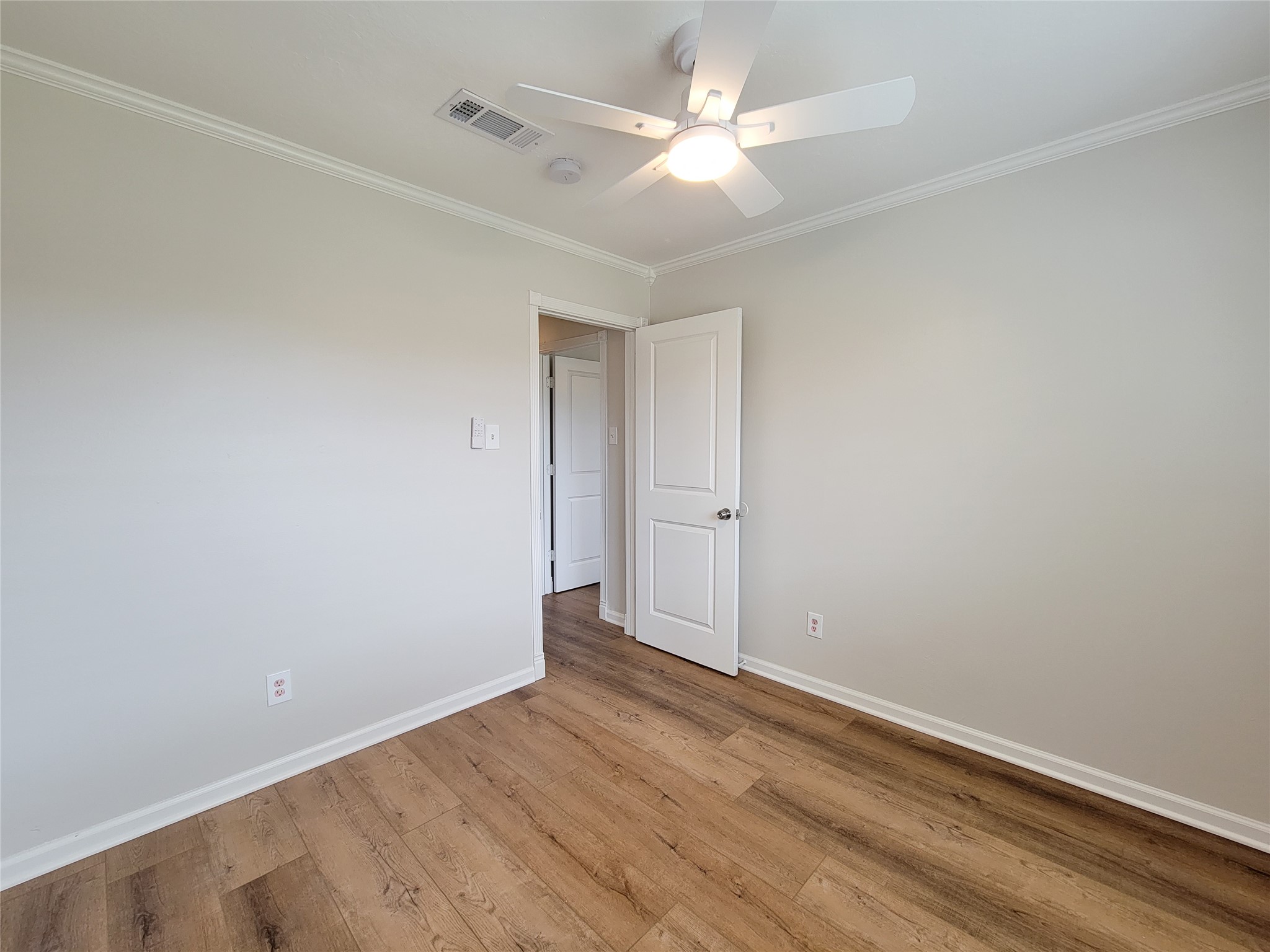 3658 Villa Glen Drive Property Photo 16