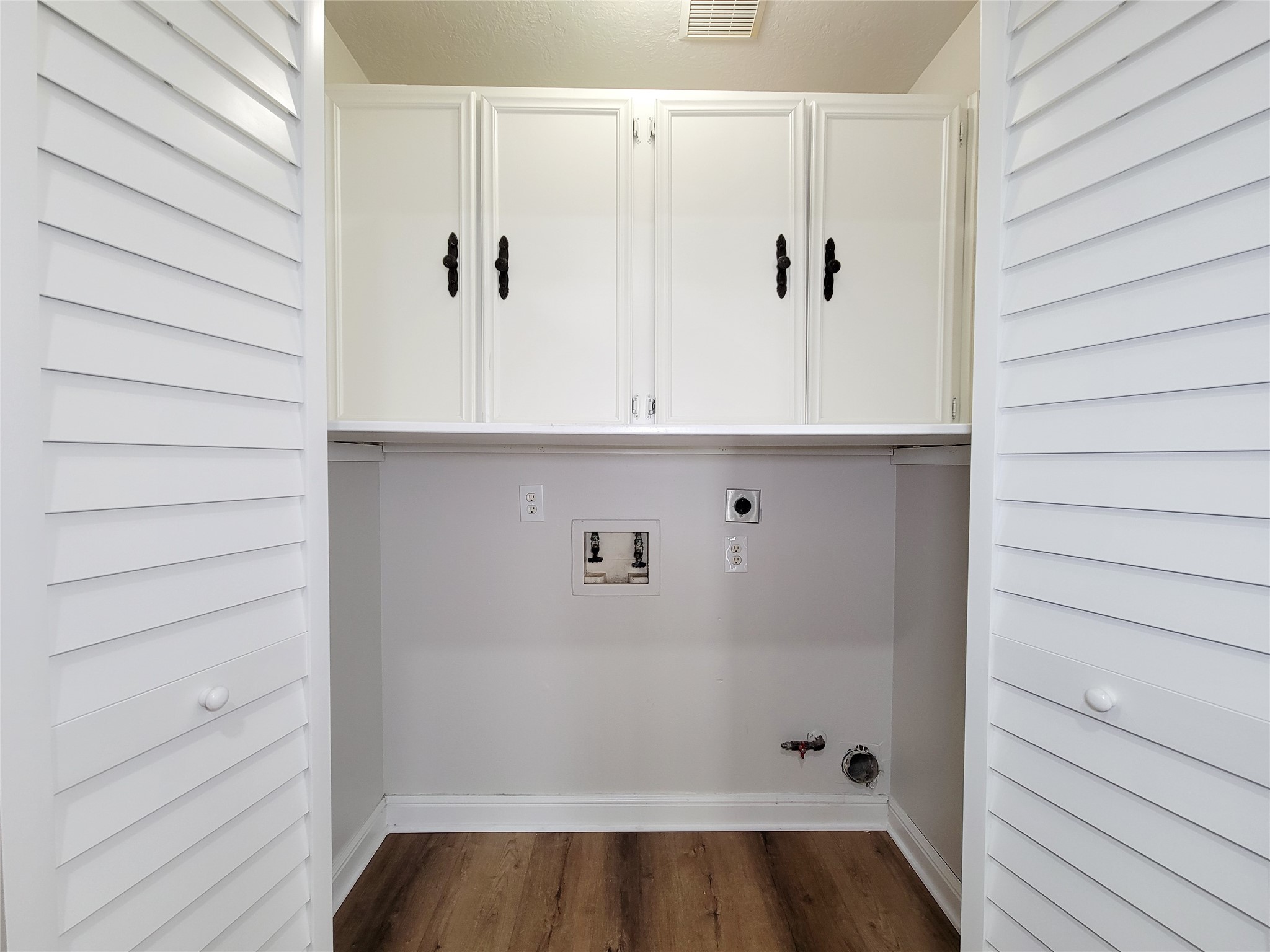 3658 Villa Glen Drive Property Photo 27