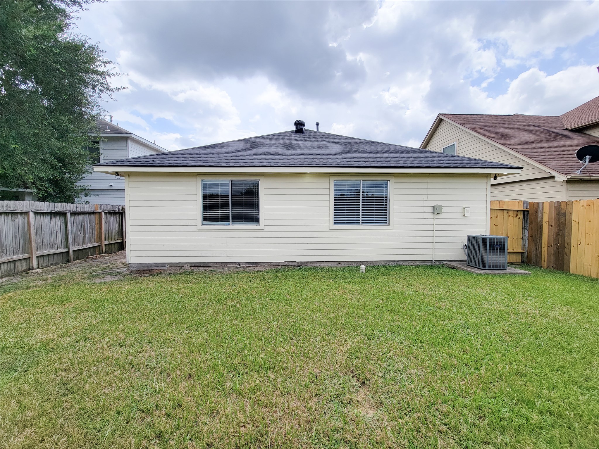 3658 Villa Glen Drive Property Photo 28