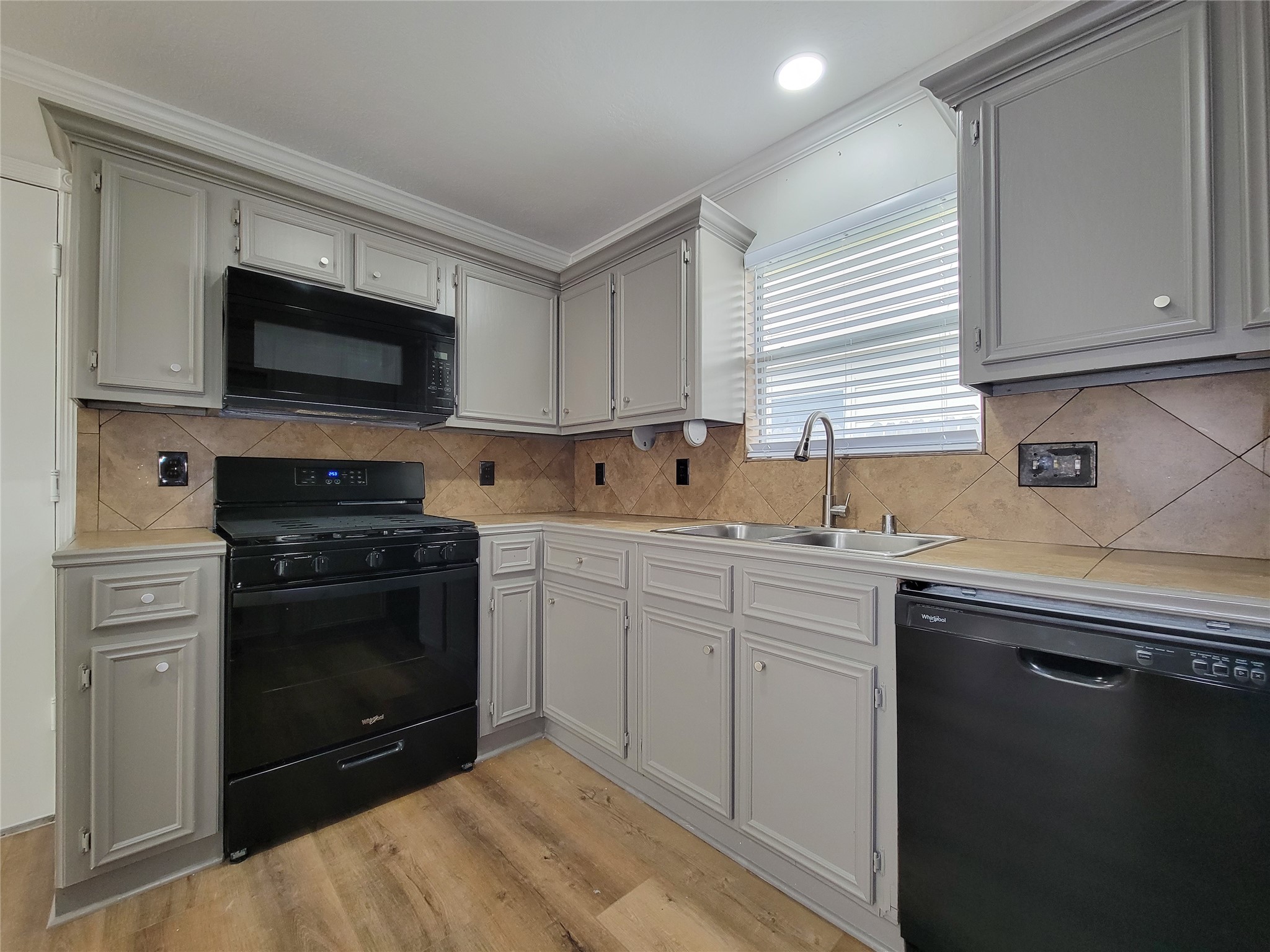 3658 Villa Glen Drive Property Photo 36