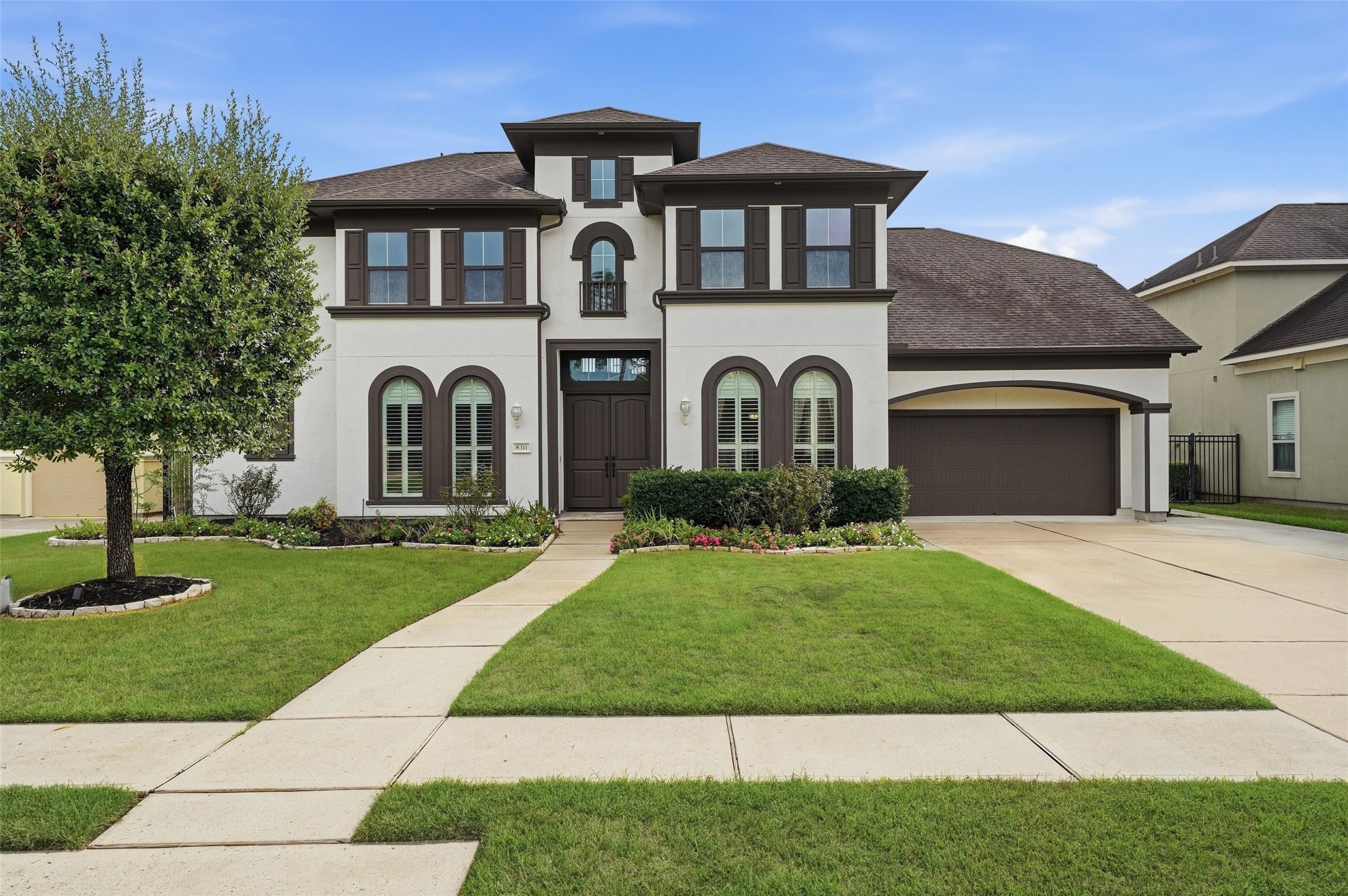 8311 Caroline Ridge Drive Property Photo 1