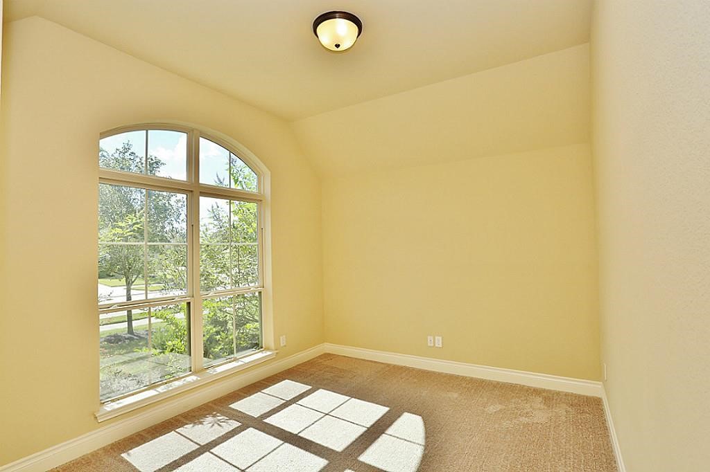 6707 Miller Shadow Lane Property Photo 5