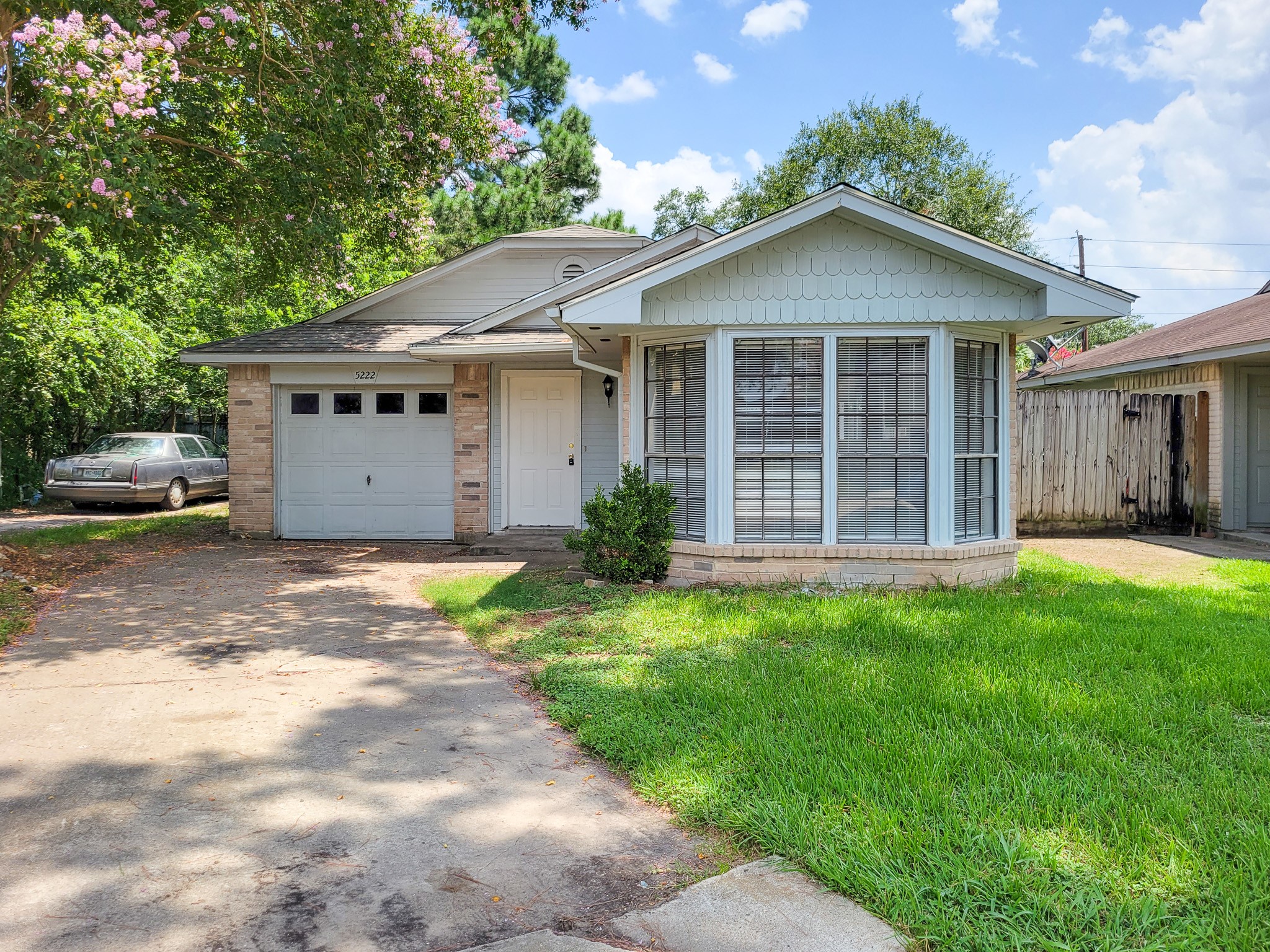 5222 Beaverhill Drive Property Photo 1