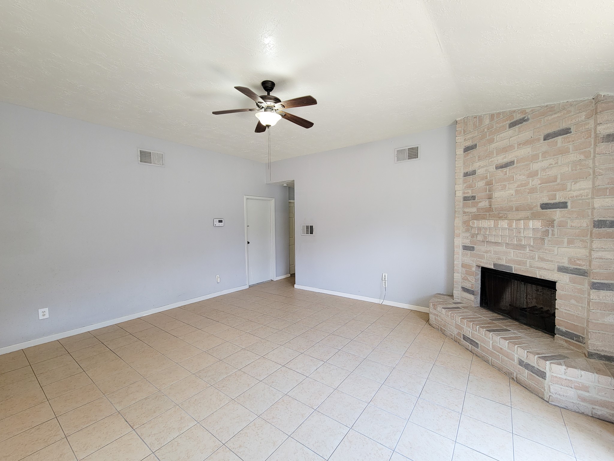 5222 Beaverhill Drive Property Photo 3