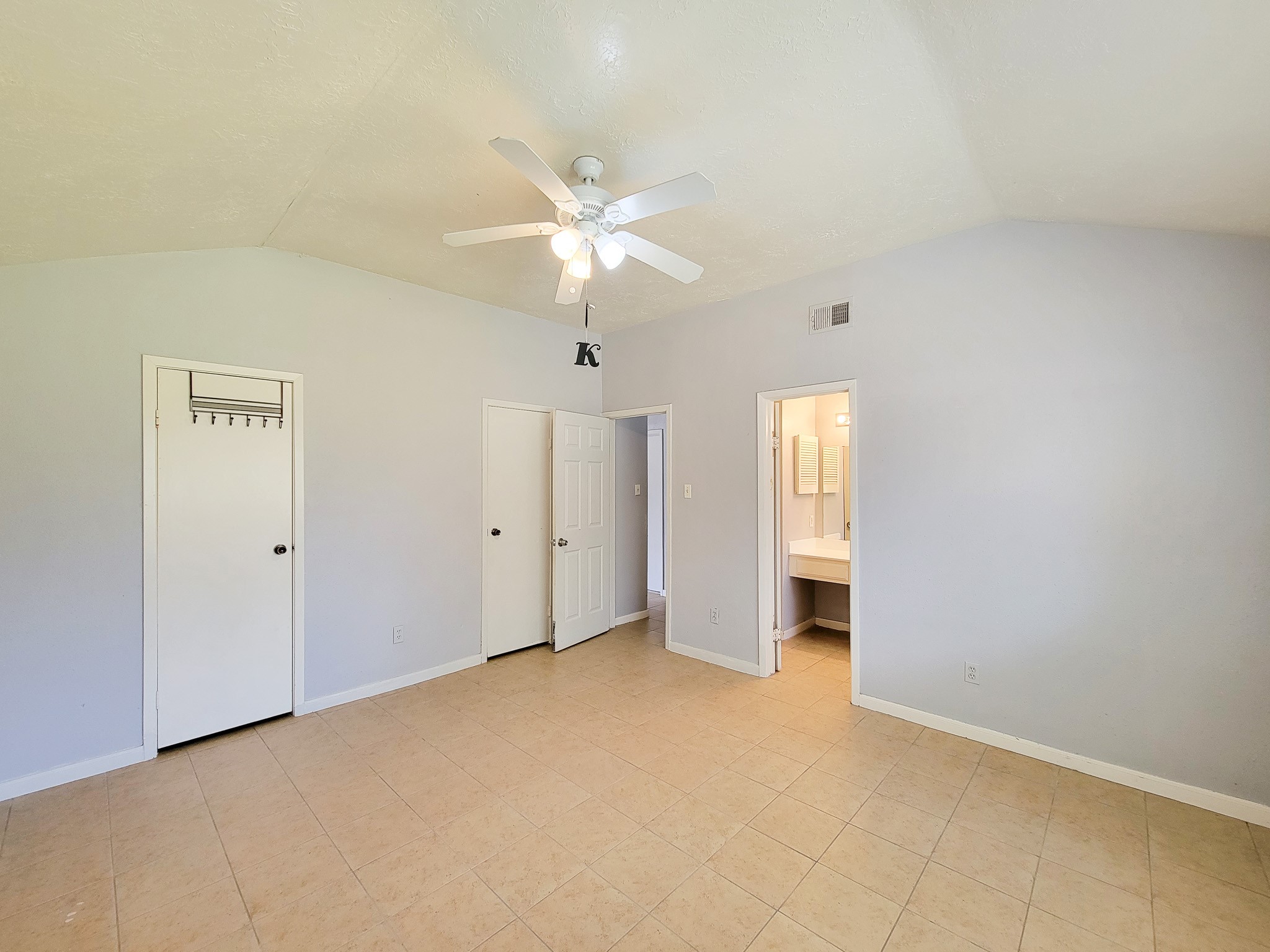 5222 Beaverhill Drive Property Photo 16