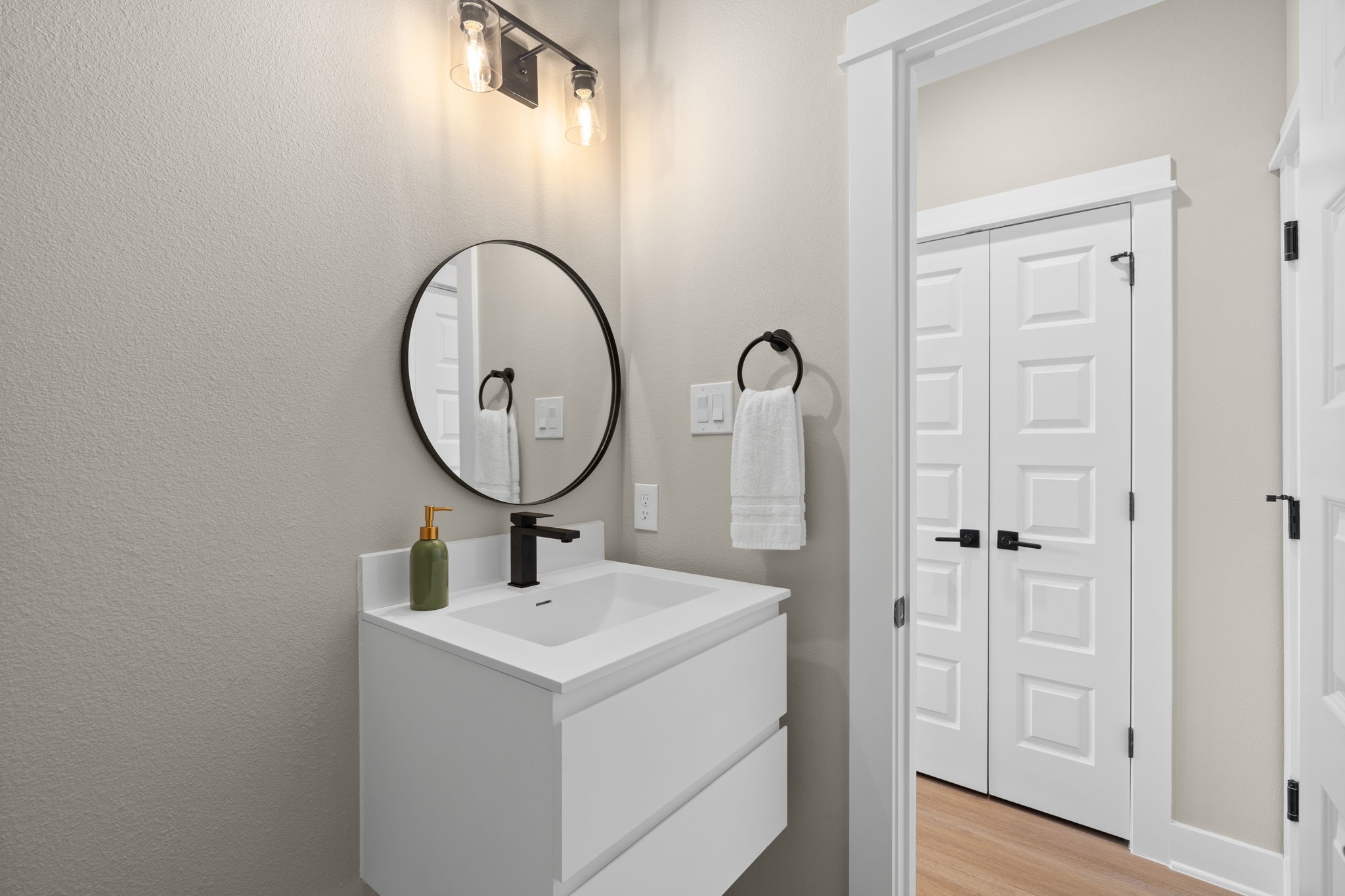 5815 Highland Sun Lane Property Photo 17