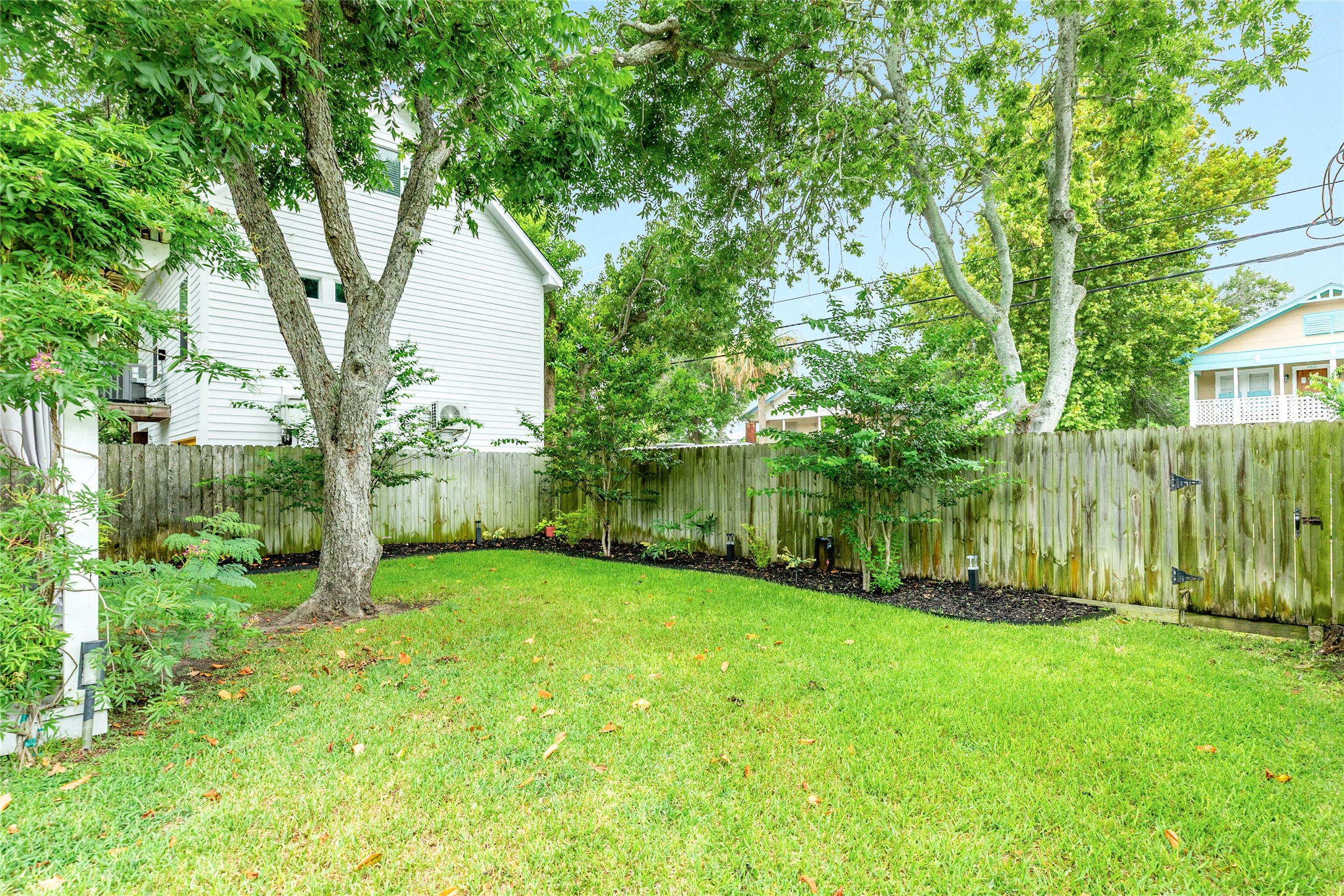 4824 Crockett Boulevard Property Photo 17