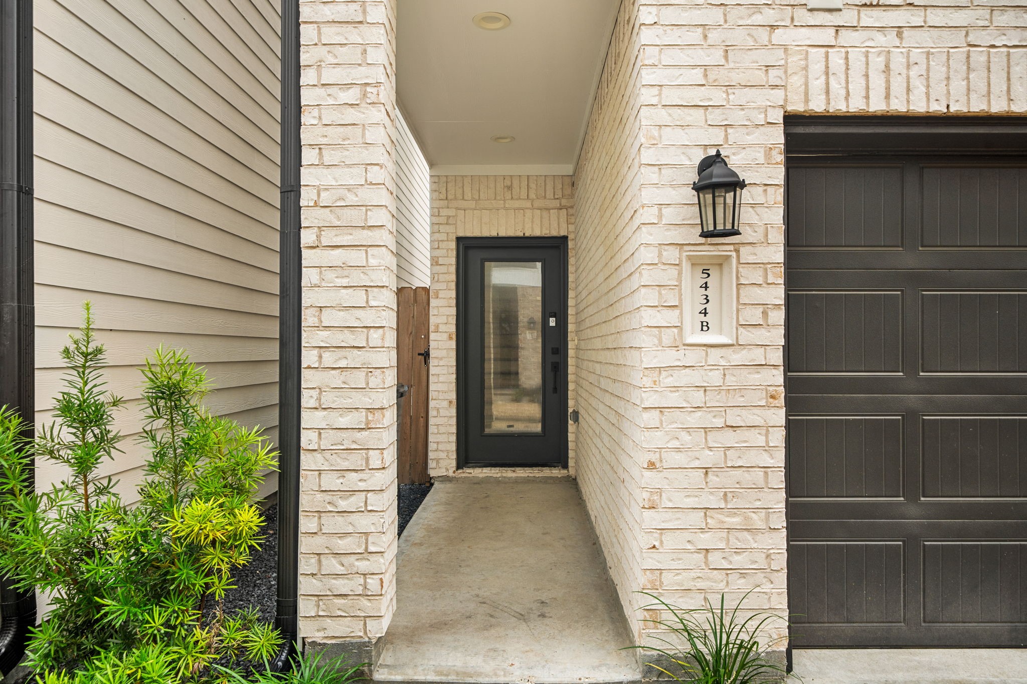 5434 Wheatley Street B Property Photo 4
