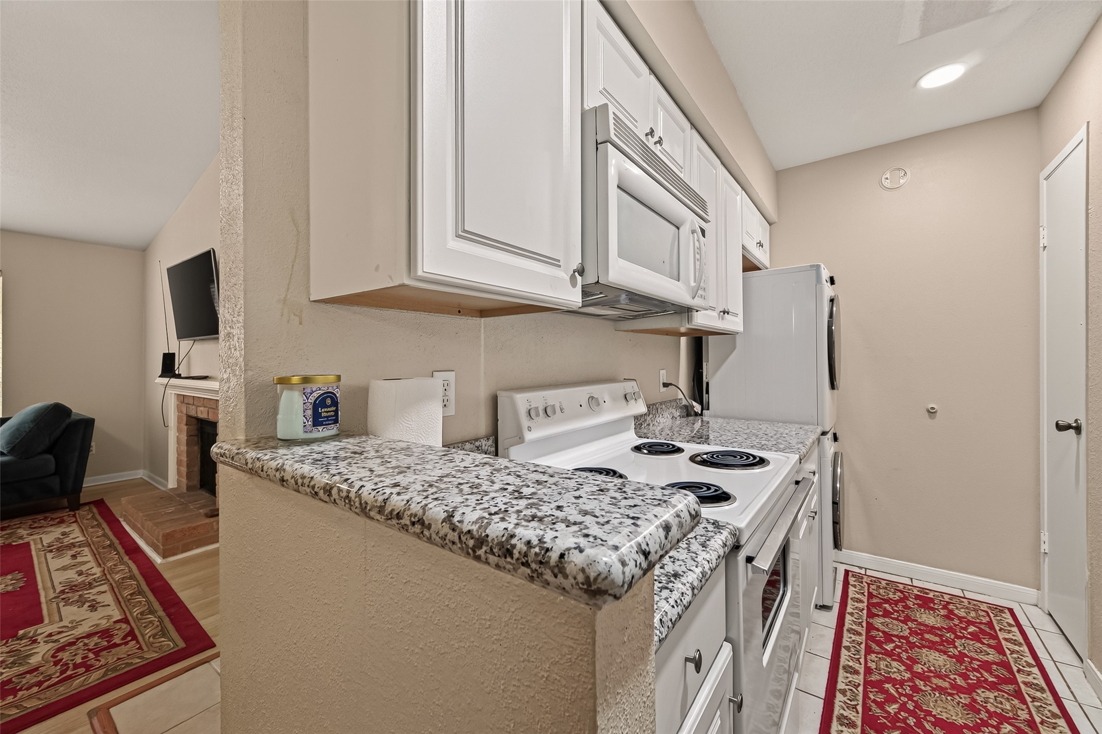 2120 Wilcrest Drive 220 Property Photo 11