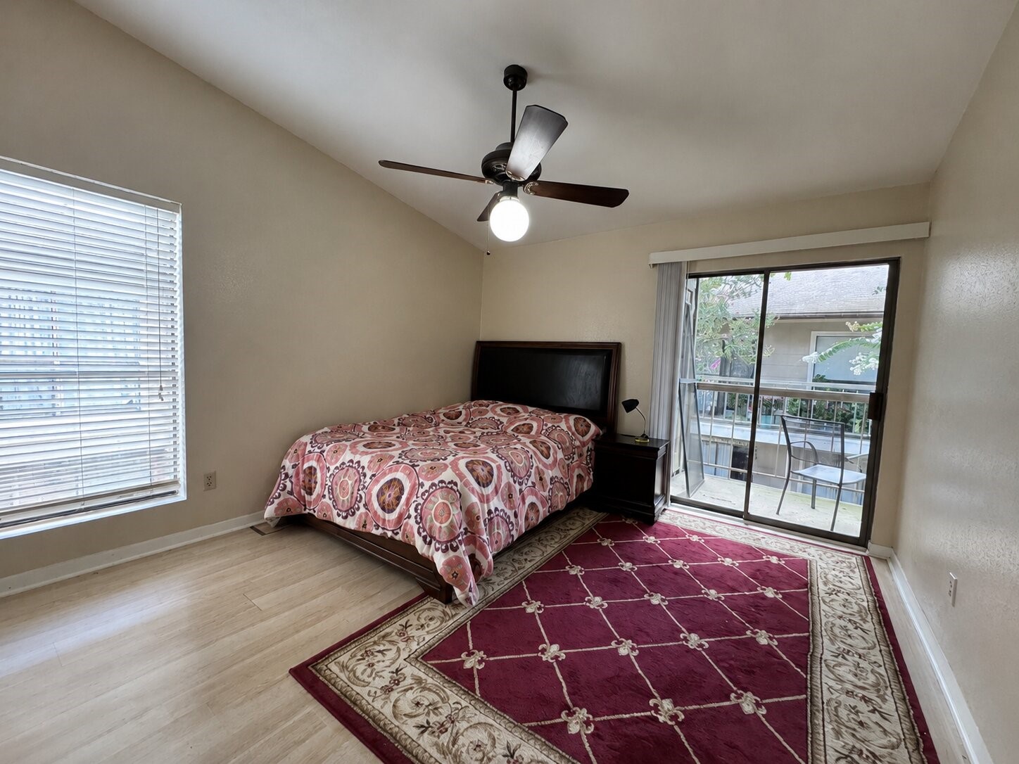 2120 Wilcrest Drive 220 Property Photo 24