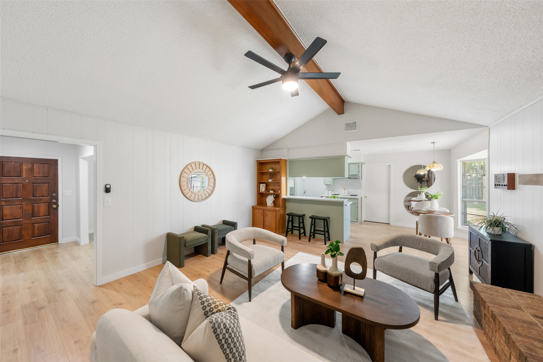 209 Pine Oak Drive Property Photo 16