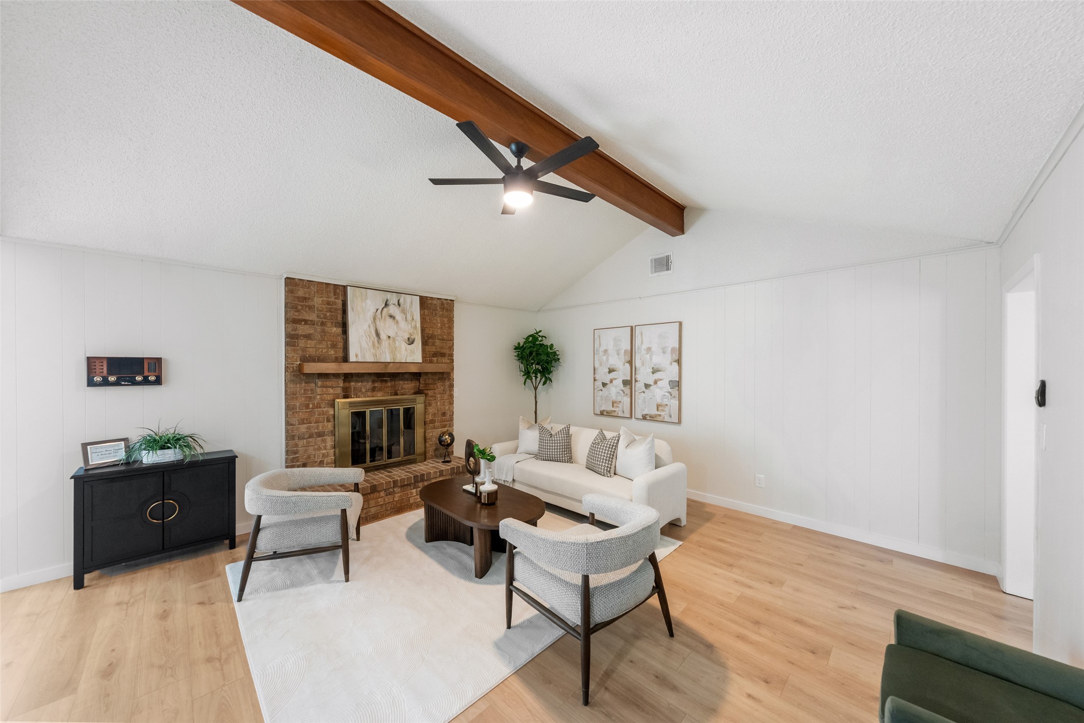 209 Pine Oak Drive Property Photo 17