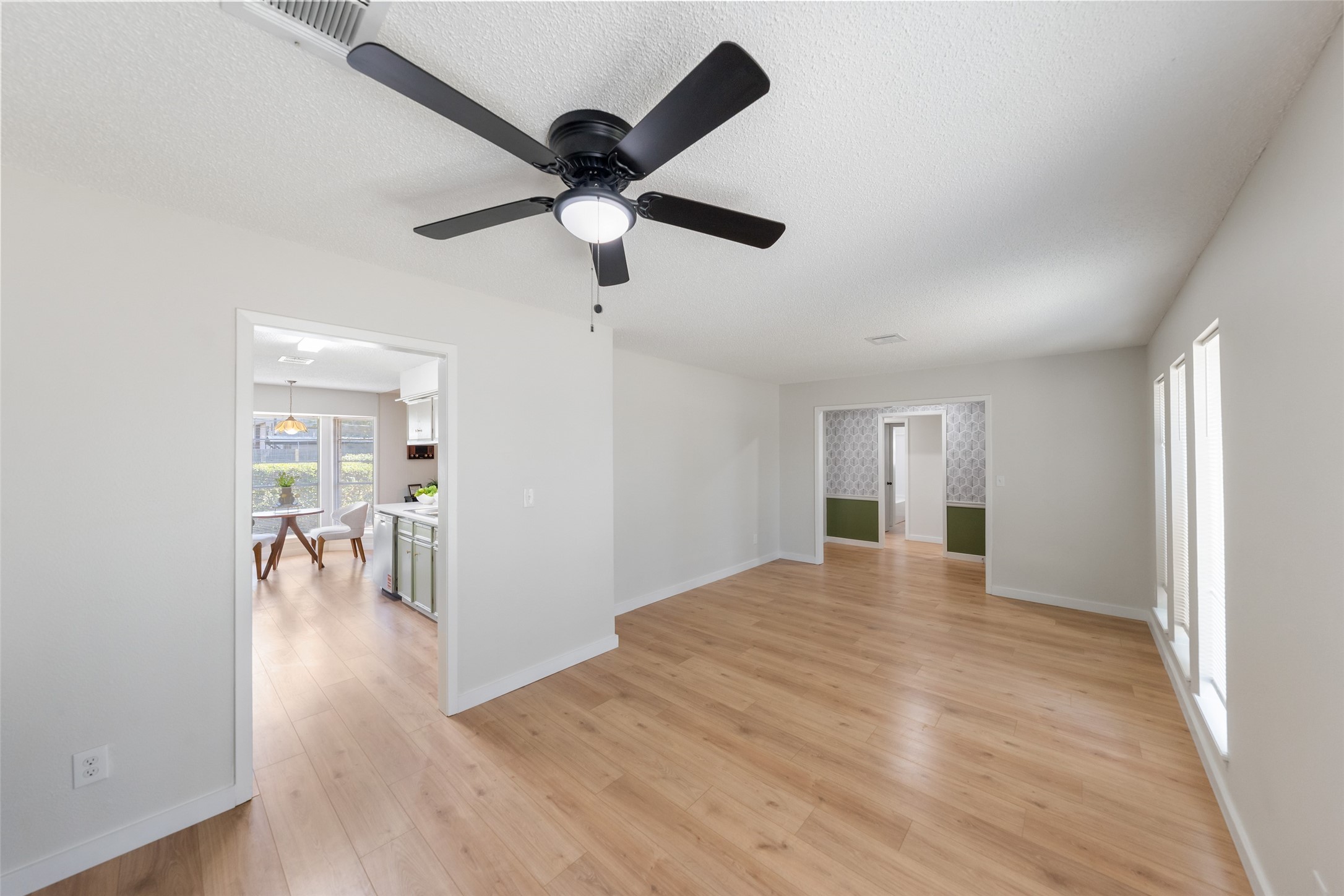 209 Pine Oak Drive Property Photo 19