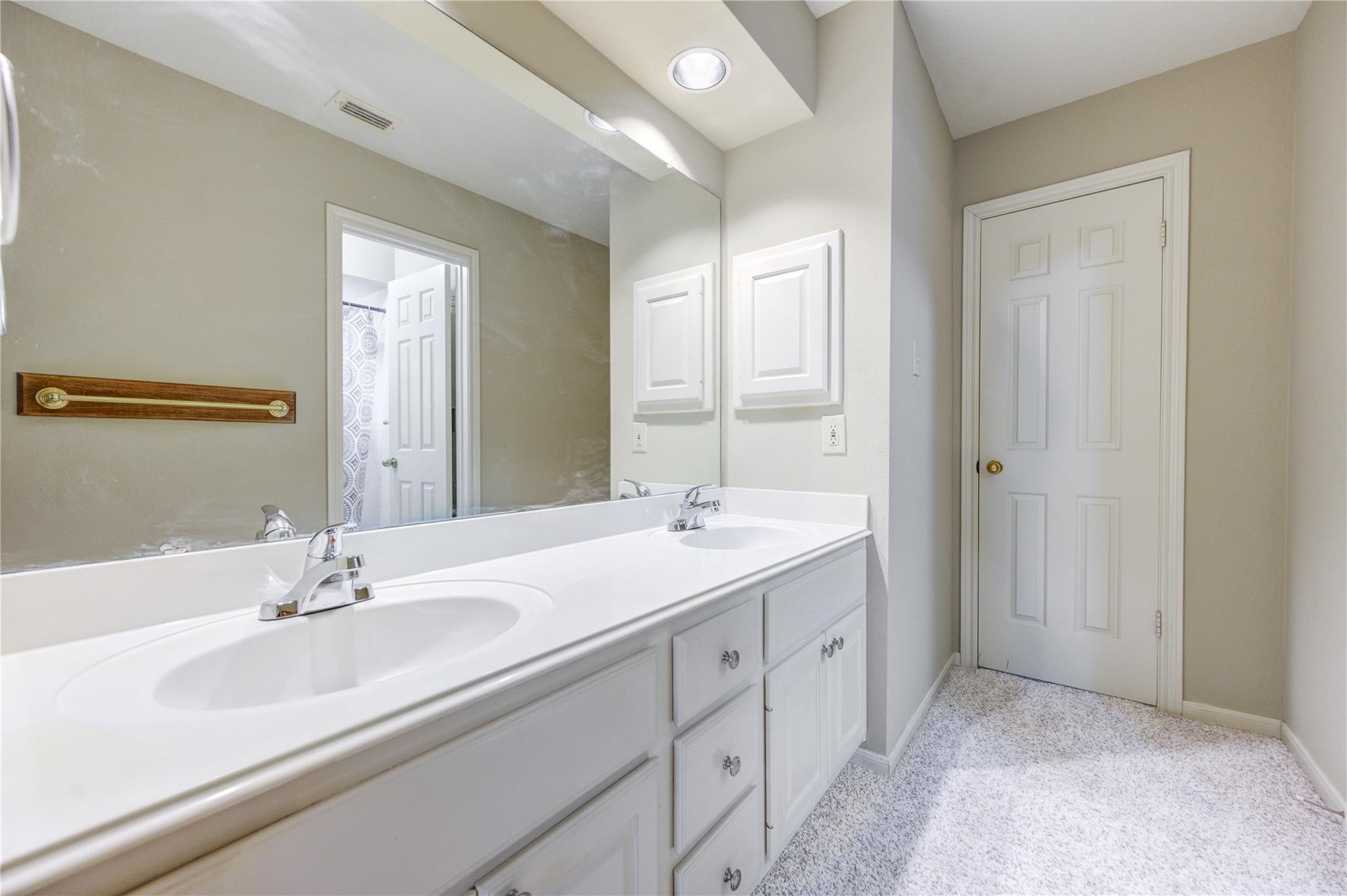 3911 Fawn Nest Trail Property Photo 38