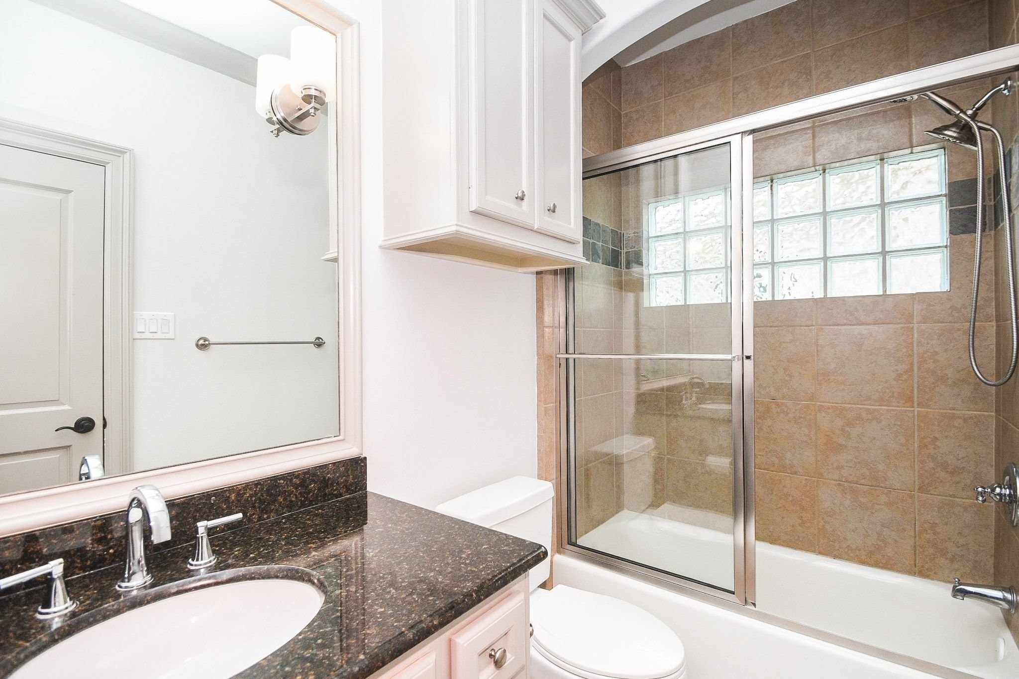 2702 Tudor Manor Property Photo 36