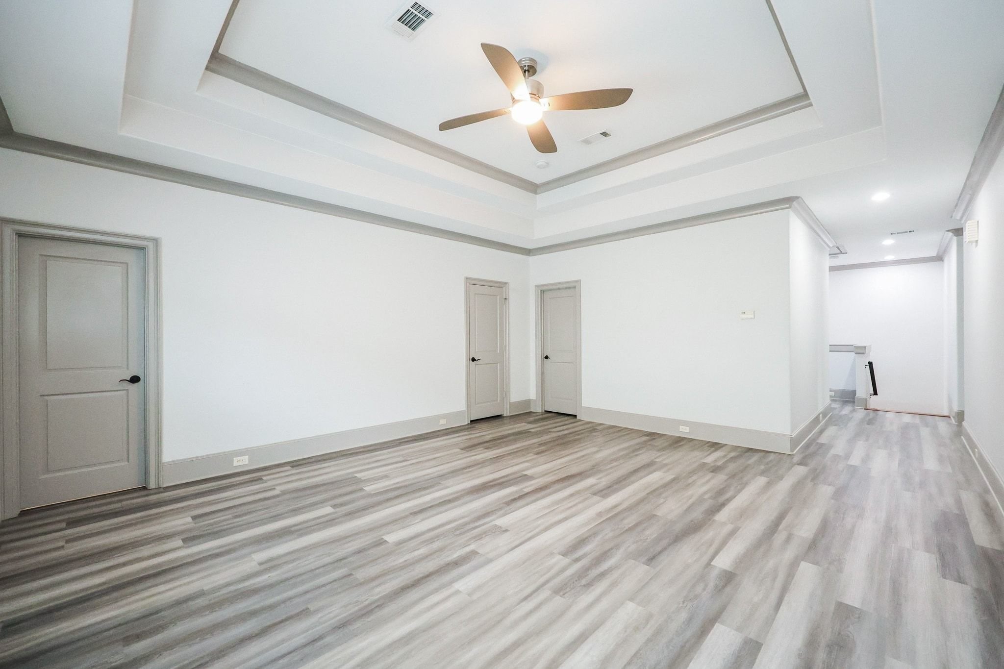 2702 Tudor Manor Property Photo 40